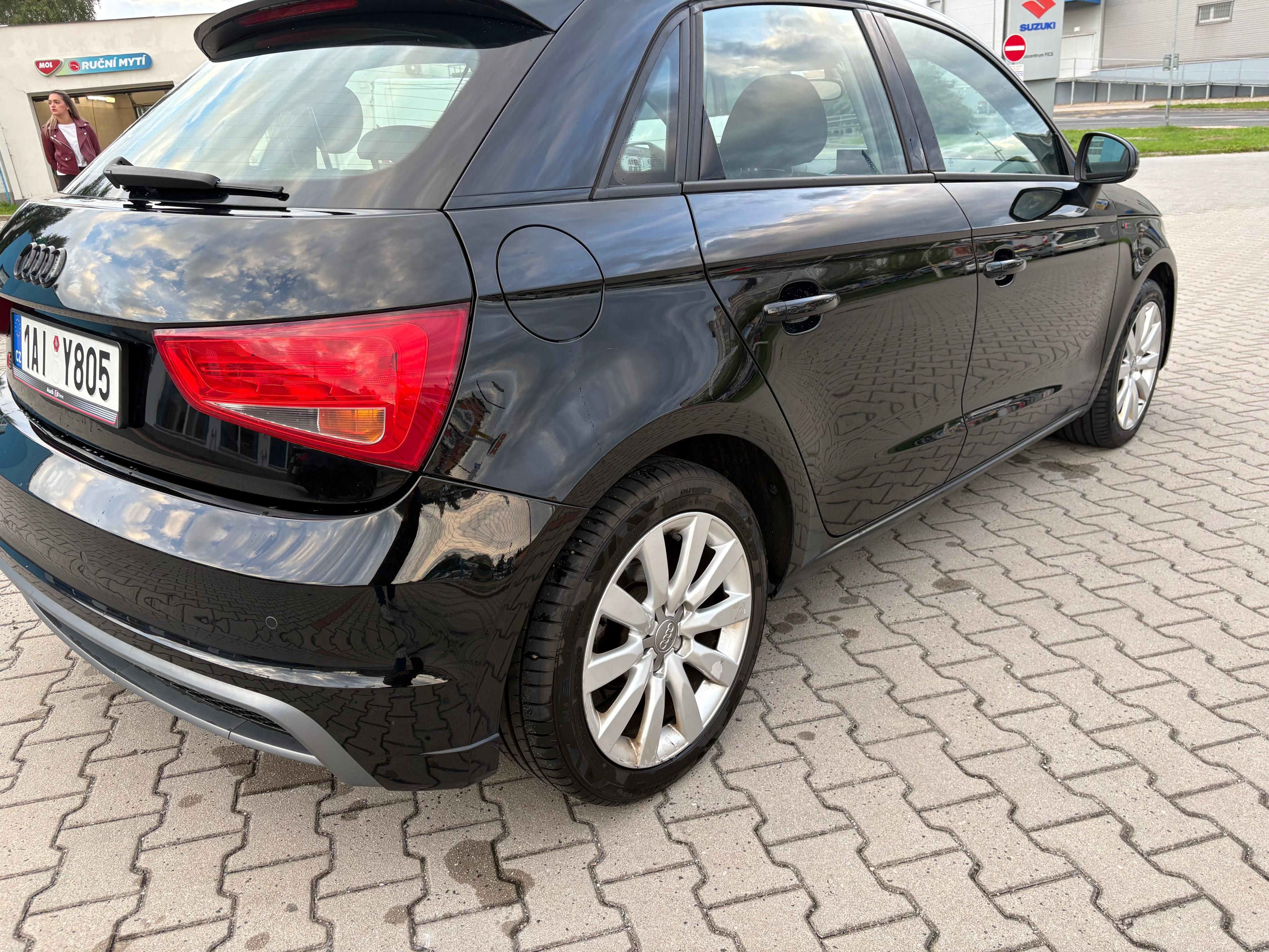 Audi A1, Audi A1 Sportback 1.0 TFSI - fotka 6