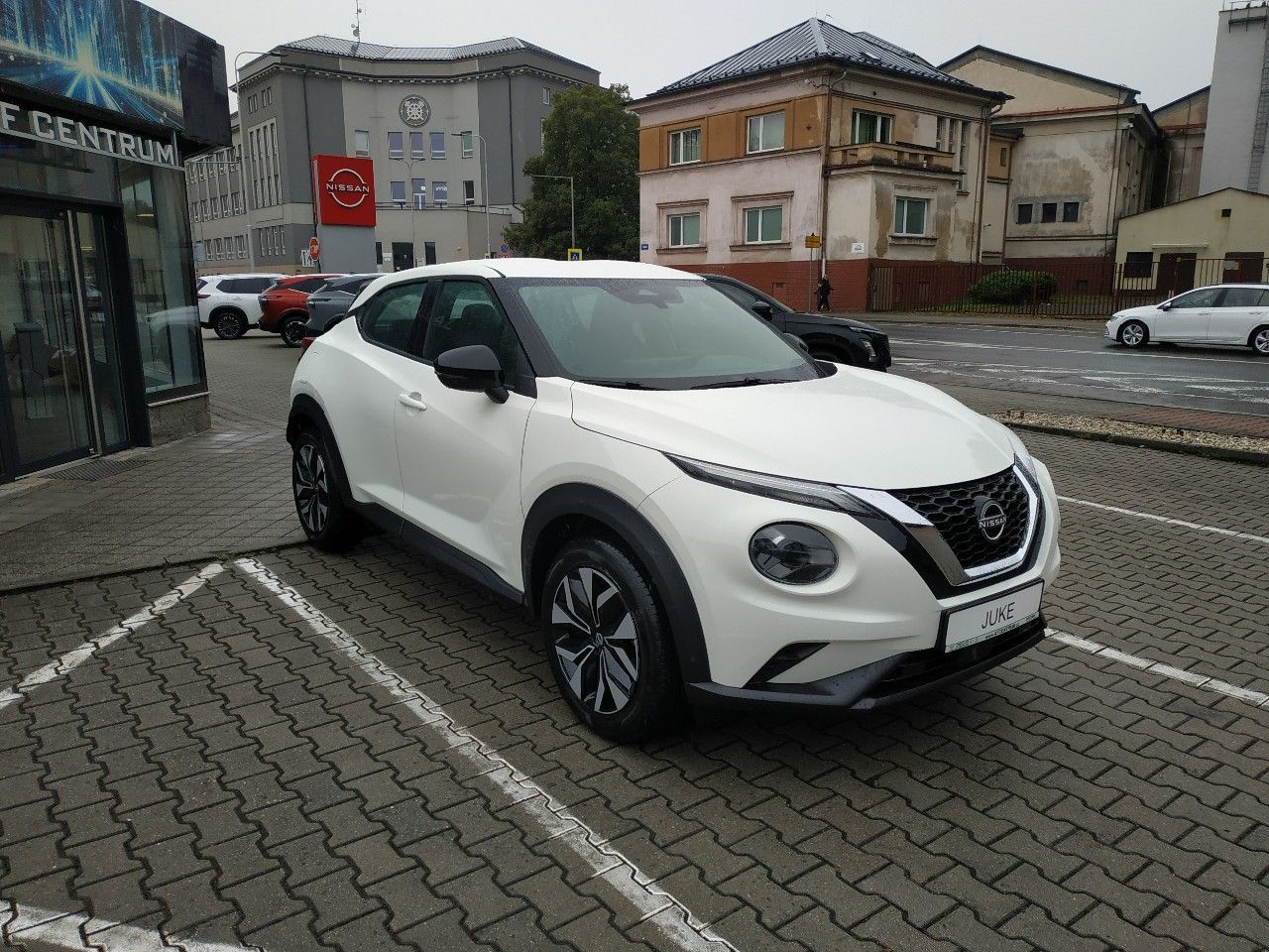 Nissan Juke, 1.0 DIG-T, MT, N-CONN,SKLADEM - fotka 3