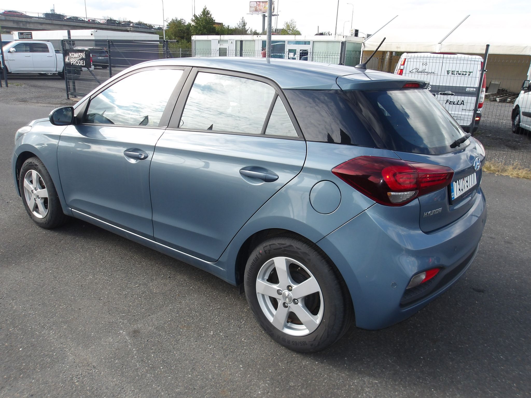 Hyundai i20, 1,2i 1.MAJ.! NAJ.62000 km !!! - fotka 4