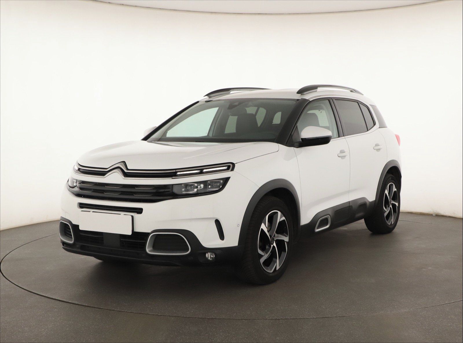 Citroën C5 Aircross, BlueHDi 130, Automat, Kůže - fotka 3