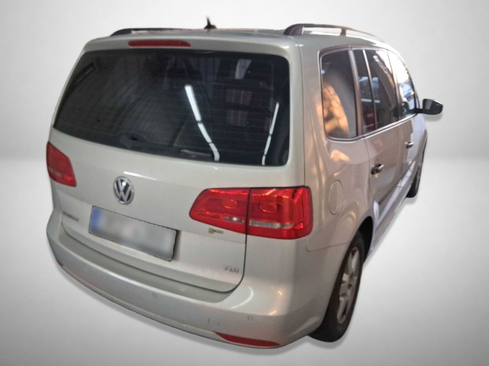 Volkswagen Touran, 1.6 TDI, Automatická klima - fotka 2