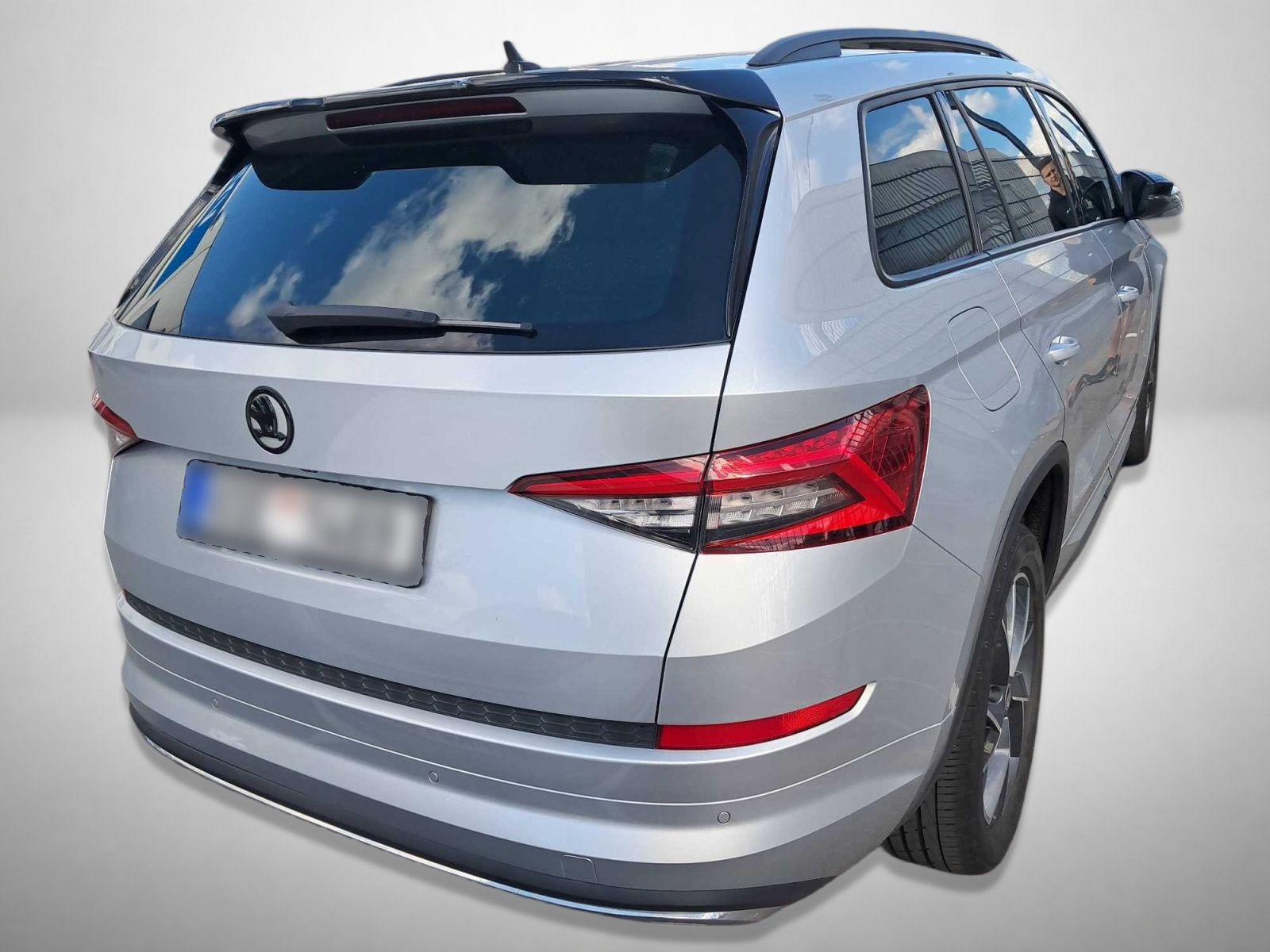 Škoda Kodiaq, 2.0 TDI 4x4, Sportline, 4X4 - fotka 2