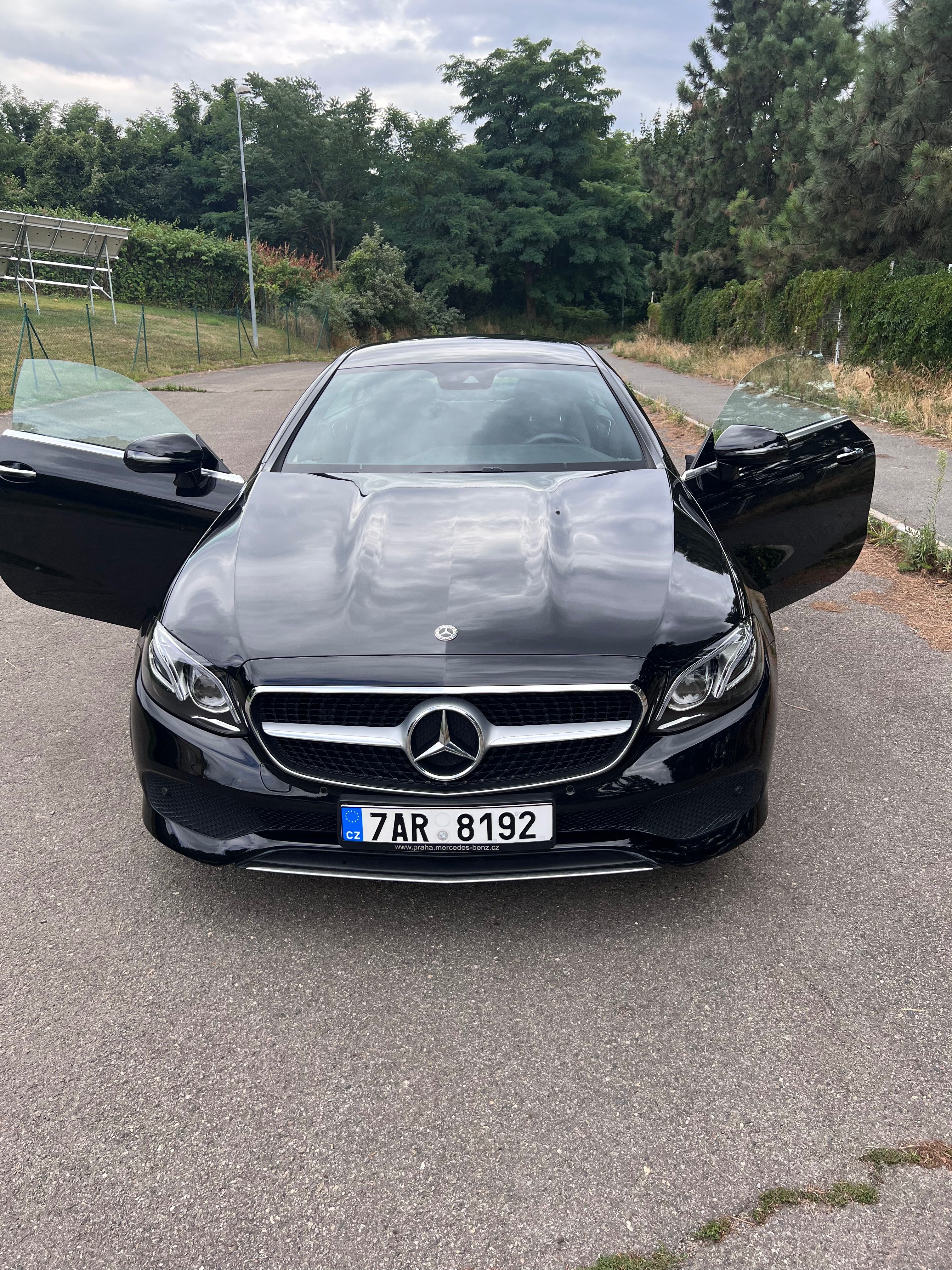 Mercedes-Benz Třídy E, E kupe 200 linie AMG