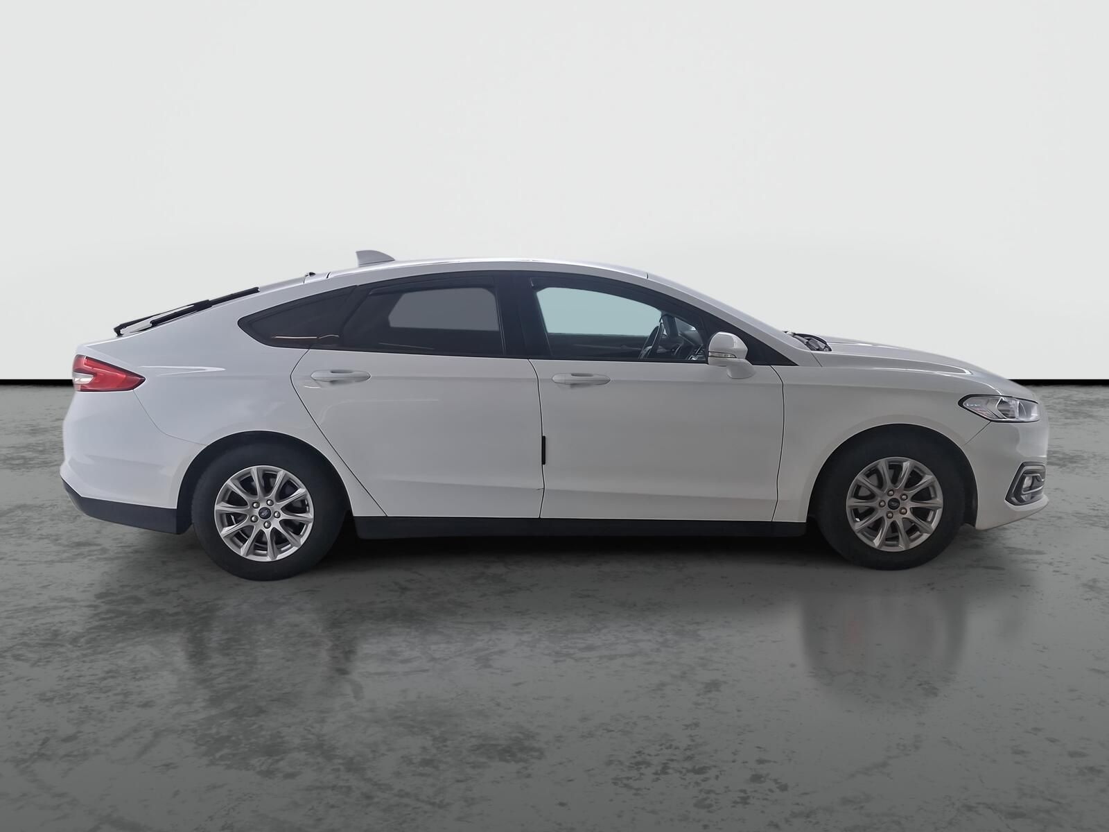 Ford Mondeo, 2.0 EcoBlue - fotka 6