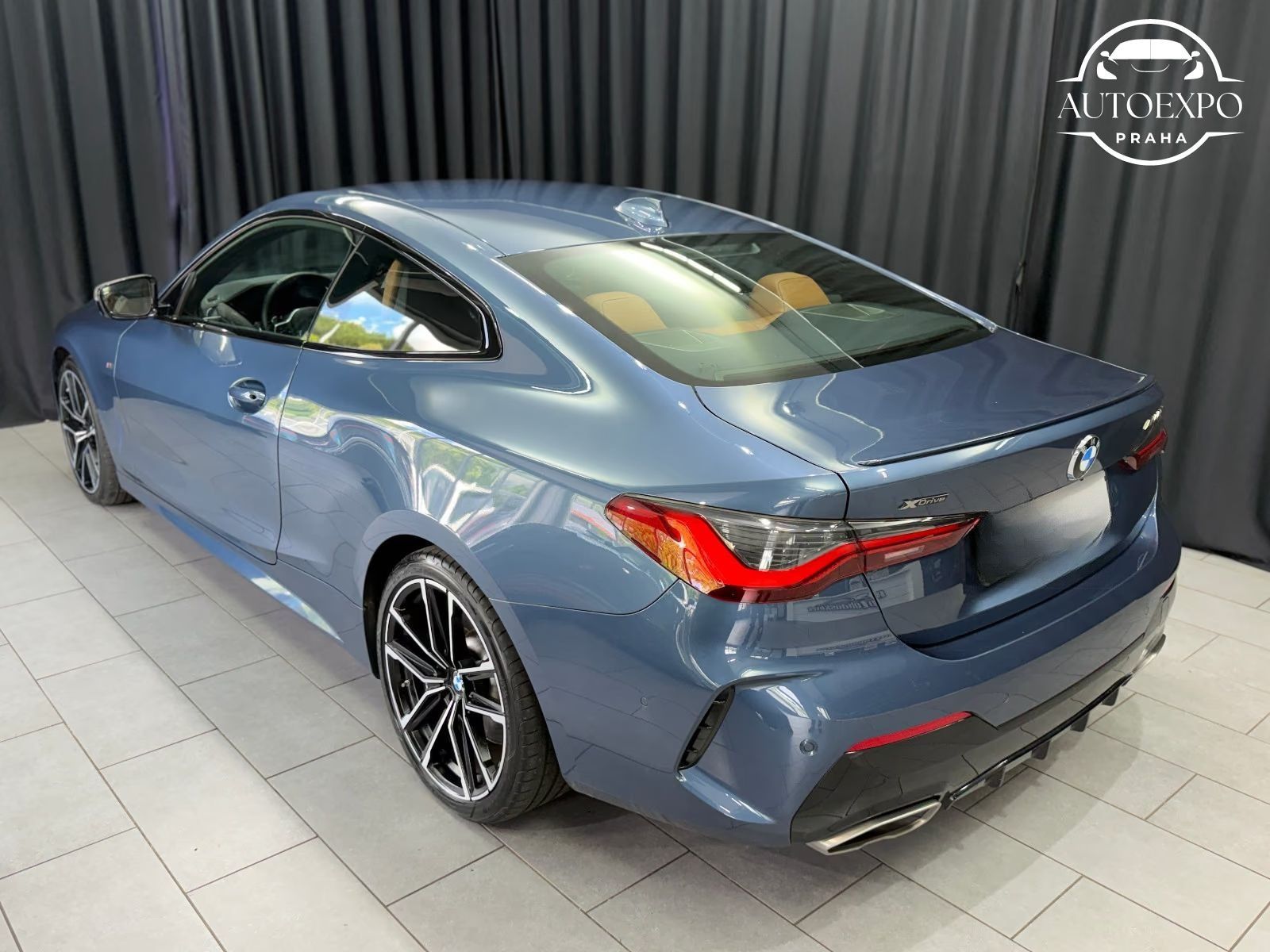 BMW Řada 4, M440i xDrive Coupe* - fotka 2
