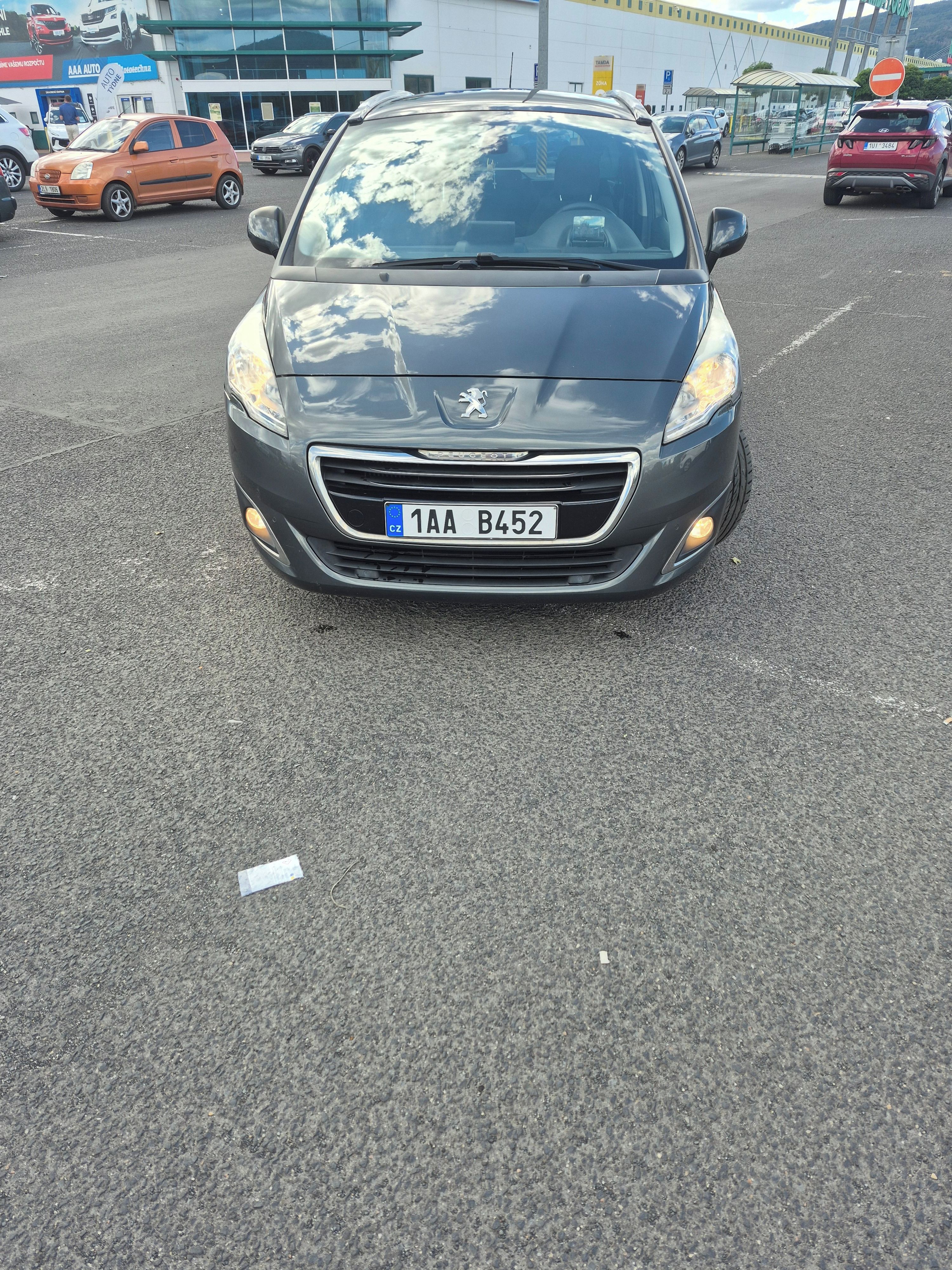 Peugeot 5008, 1.6HDI - fotka 4