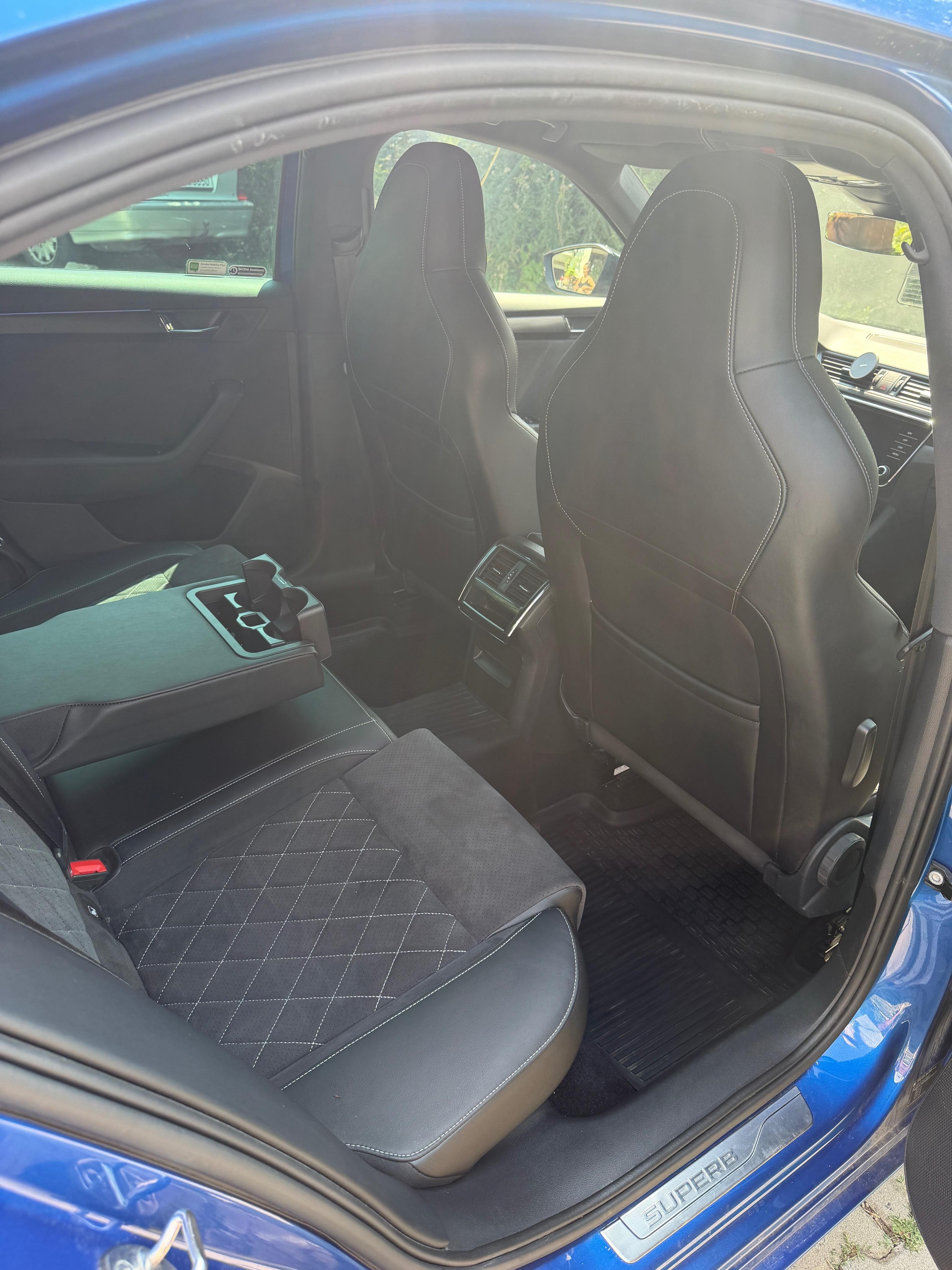 Škoda Superb, 1.5 TSI Sportline - fotka 6