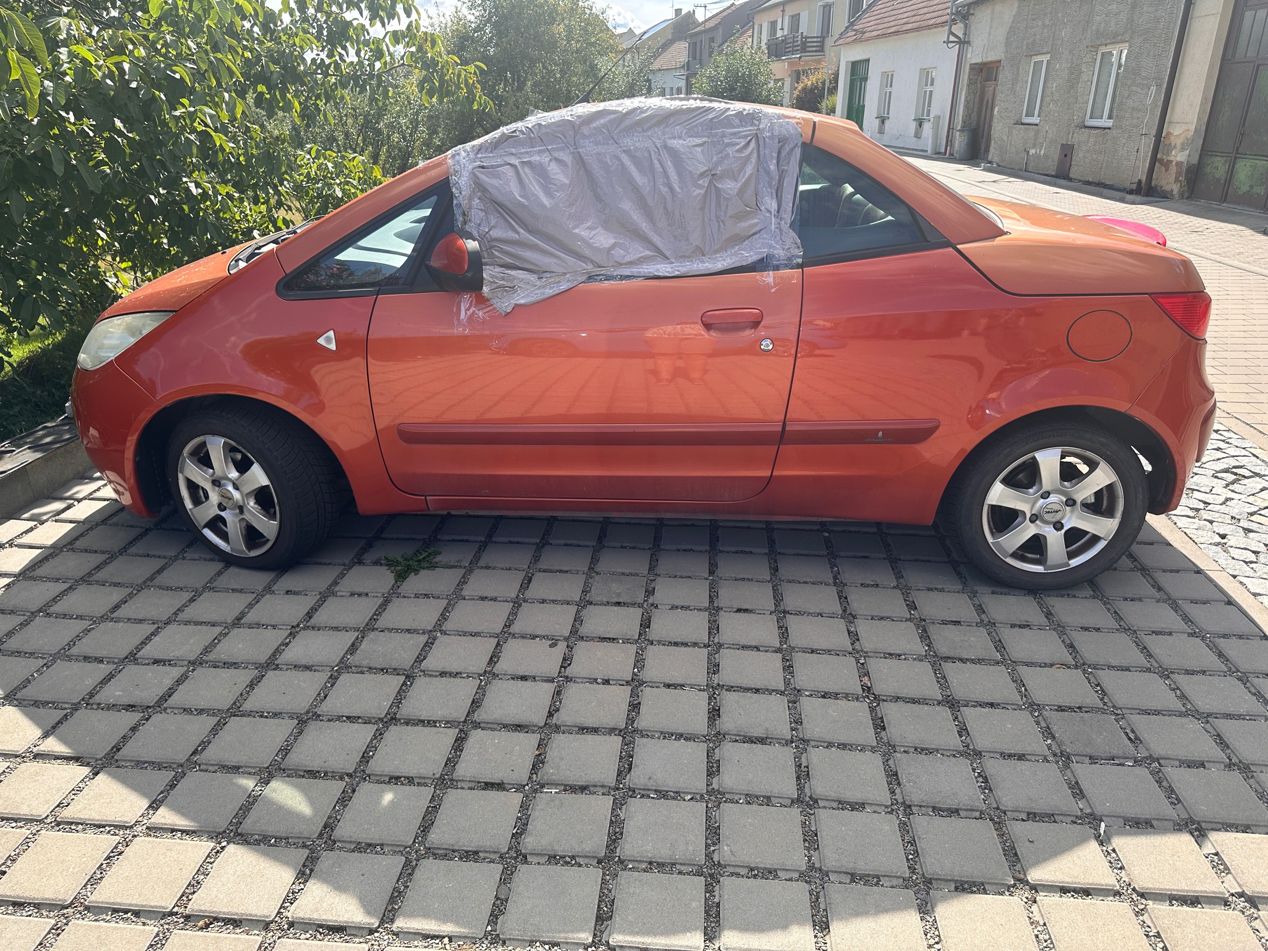 Mitsubishi Colt, Mitsubishi colt cabrio - fotka 5