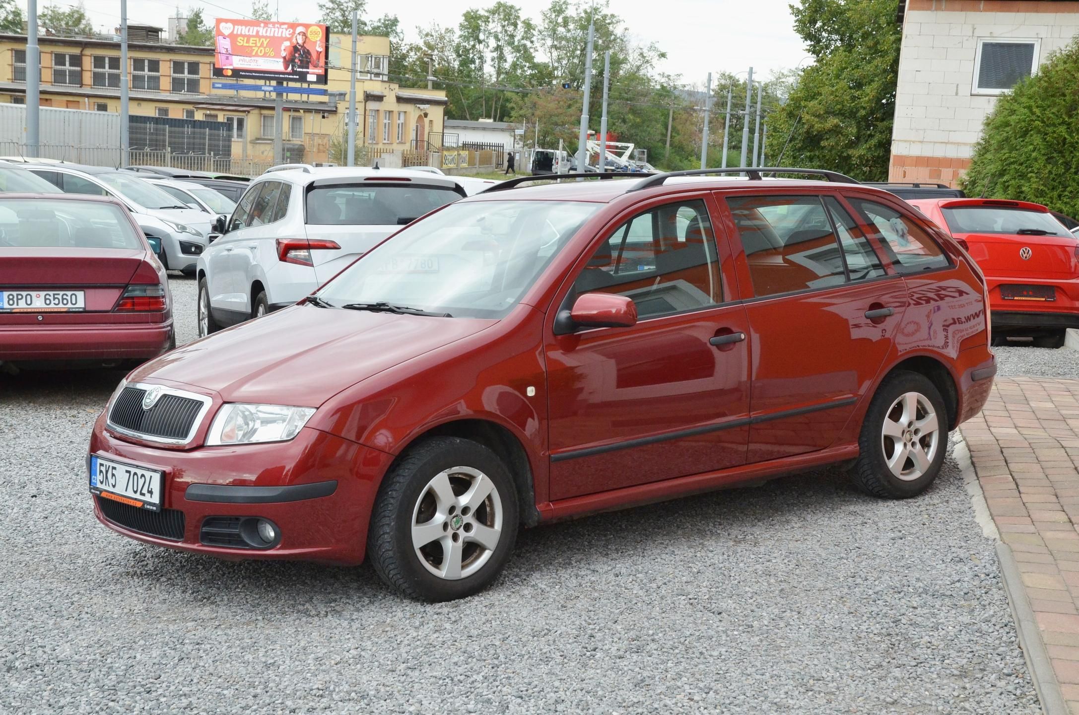 Škoda Fabia, 1.4i 16V 55kW AMBITION - fotka 3