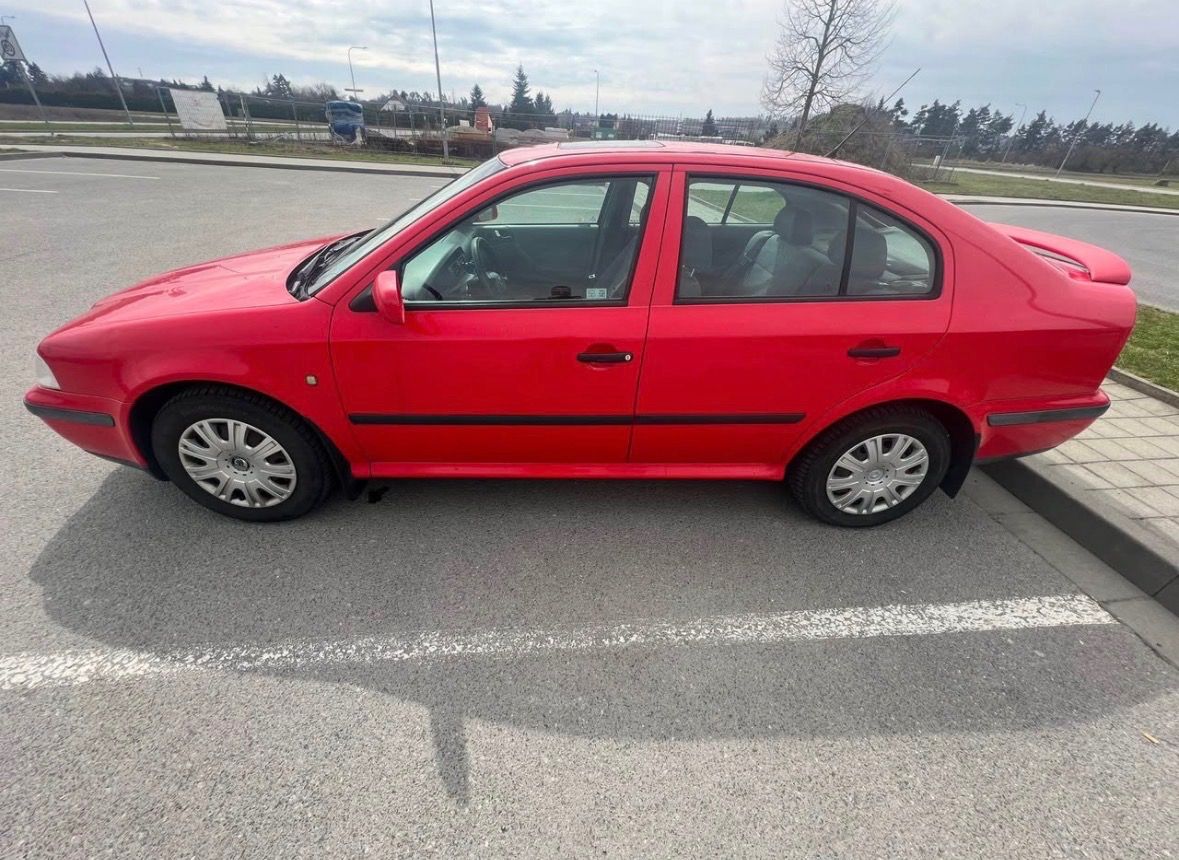 Škoda Octavia, Octavia 1, 1,6 LPG - fotka 6