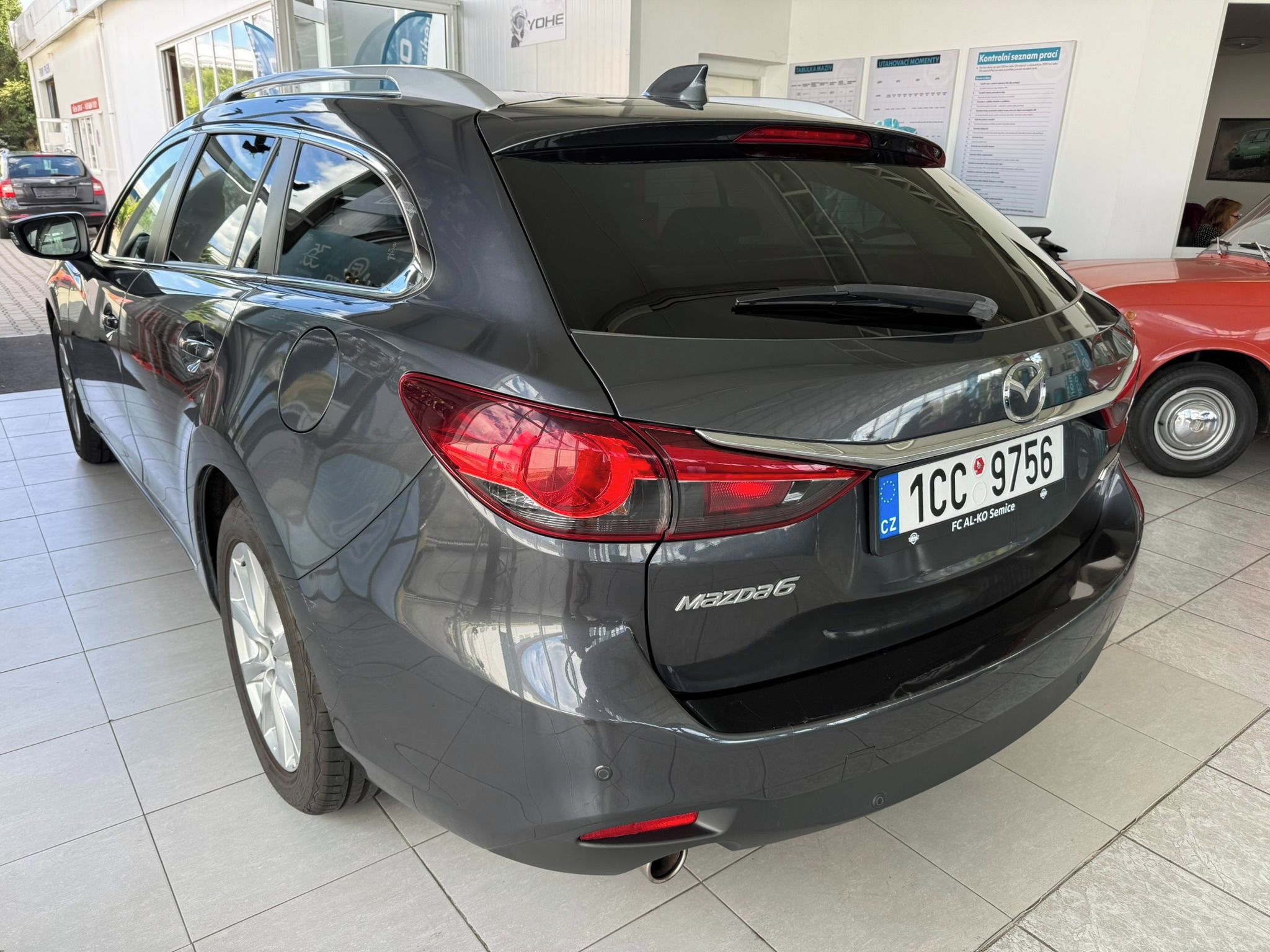 Mazda 6, 2.0 Skyactive-G 121 kW - fotka 5
