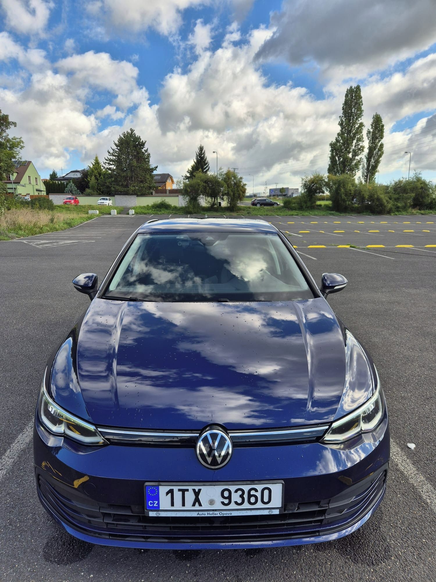 Volkswagen Golf, VW Golf 1.0 TSI Life, krásný - fotka 2