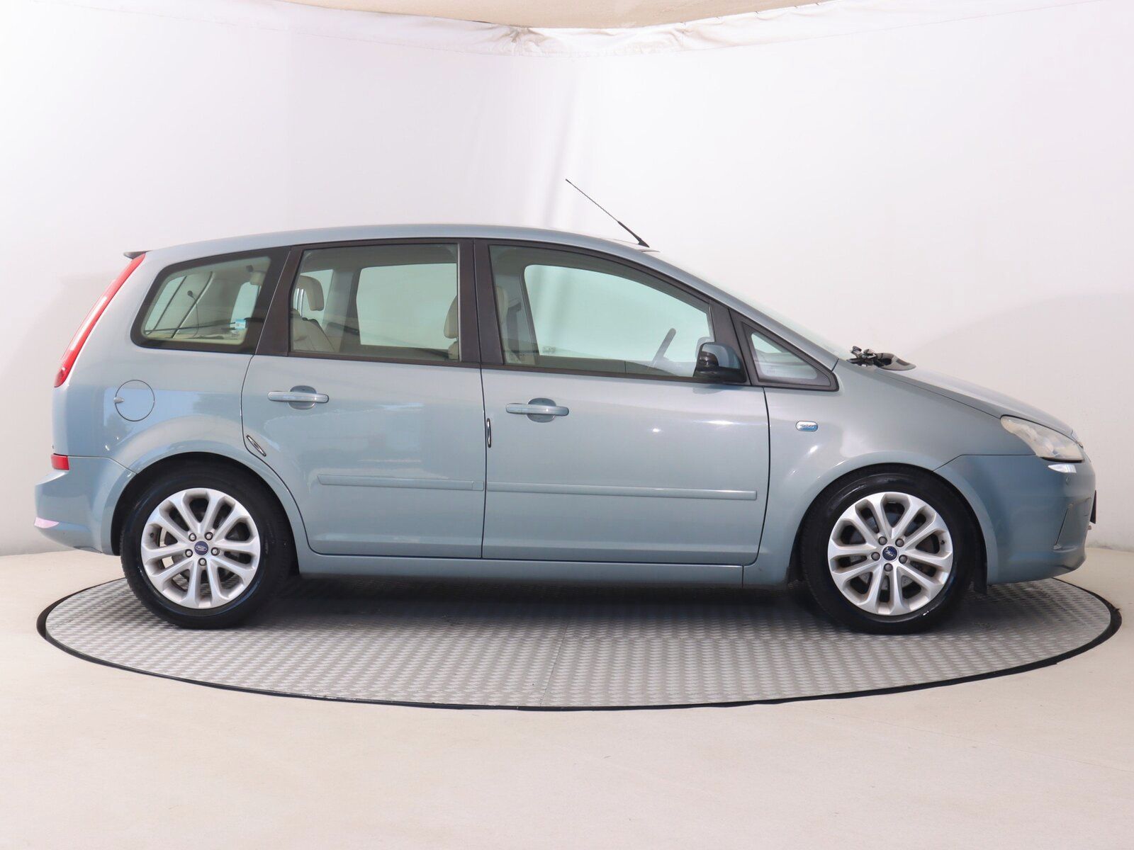 Ford C-MAX, 2.0 TDCi, slušný stav - fotka 6