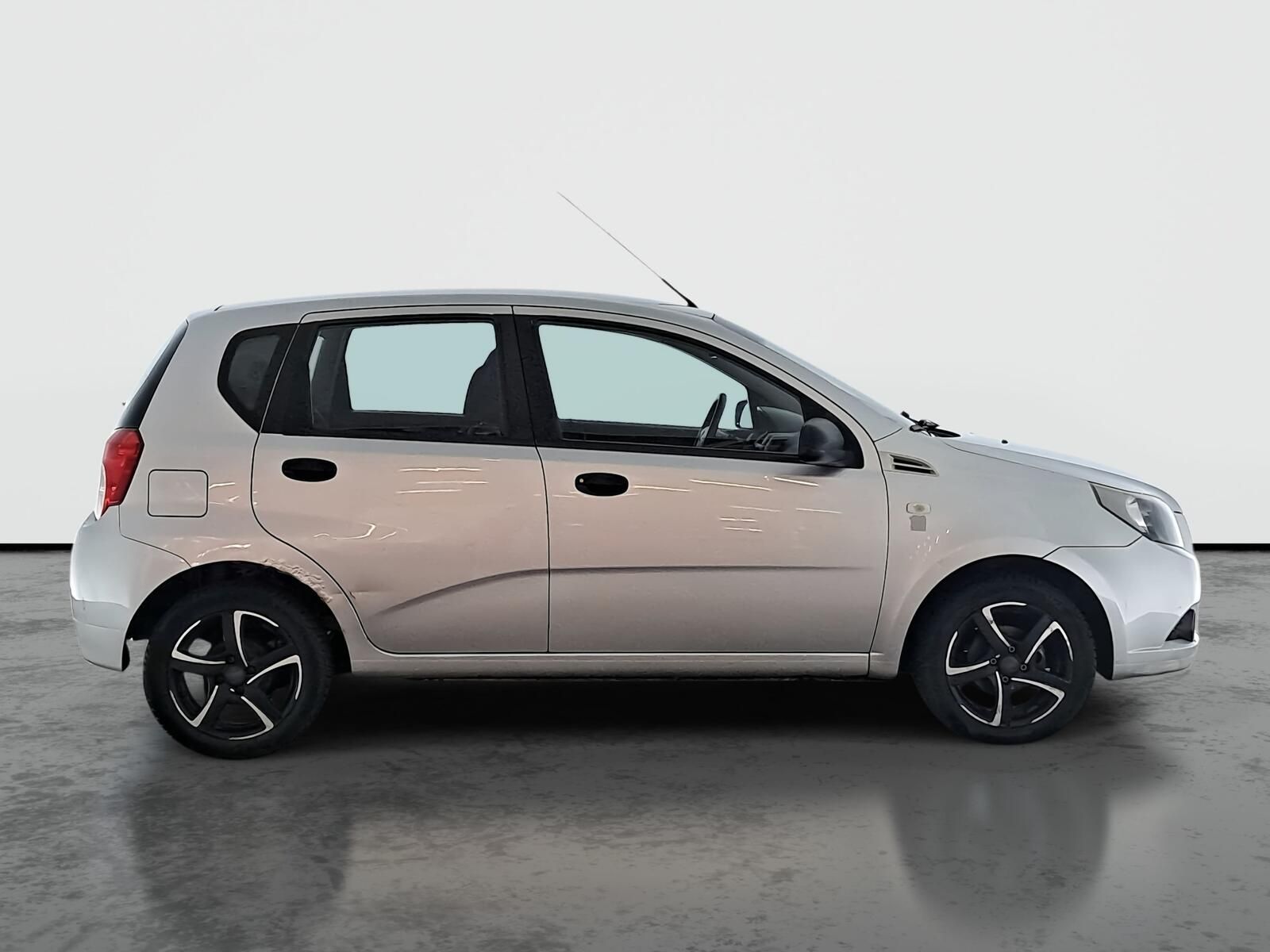 Chevrolet Aveo, 1.2 i 16V, Klima - fotka 6