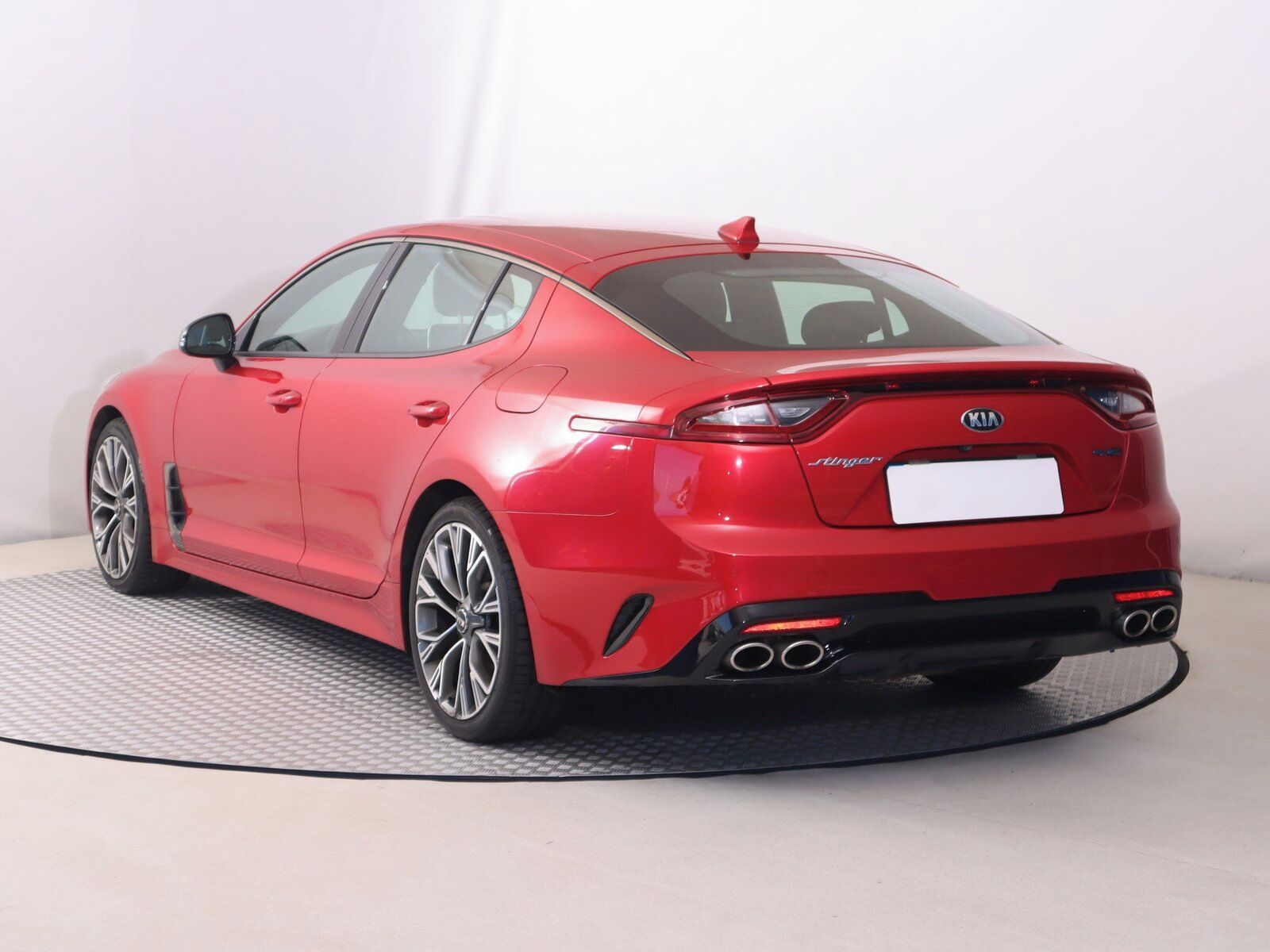 Kia Stinger, 2.0 T-GDI, Automat - fotka 4