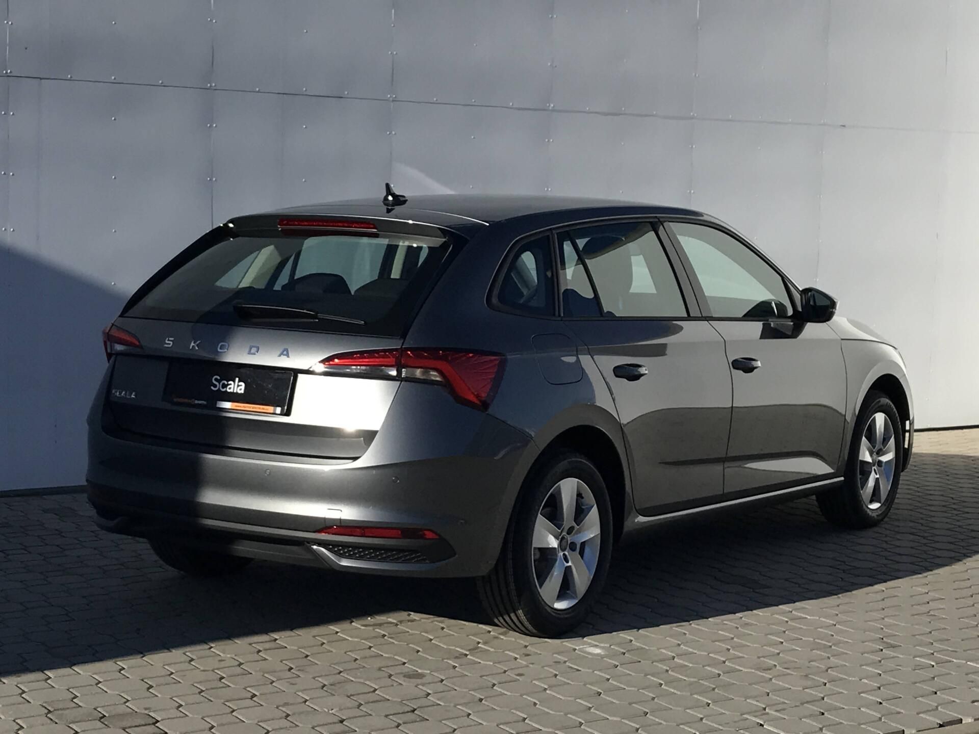 Škoda Scala, Classic 6MP 1,0TSI - fotka 5