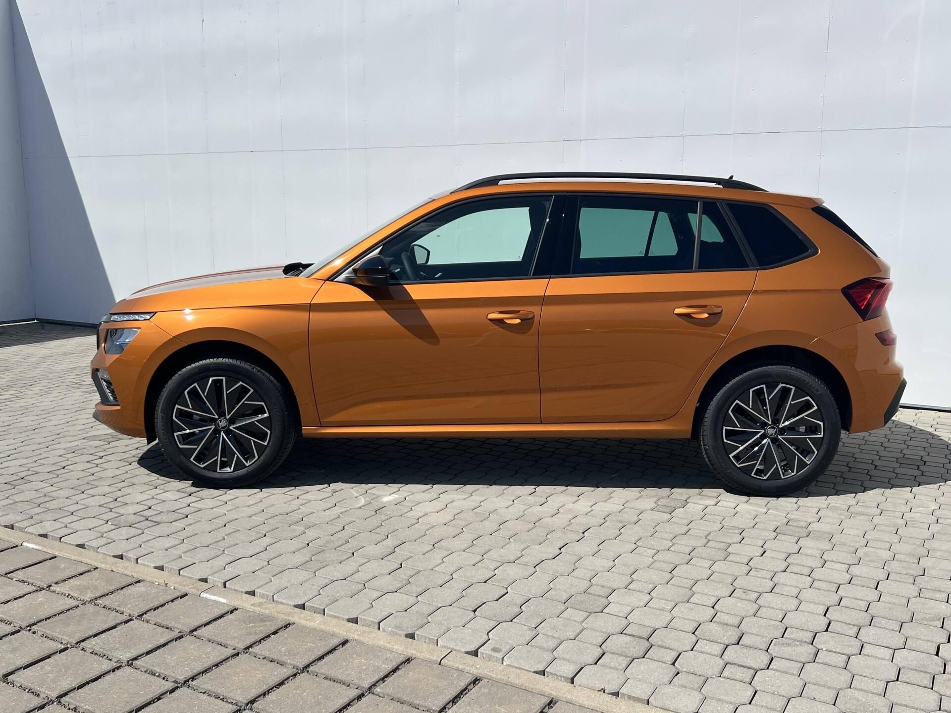 Škoda Kamiq, Dynamic 6MP 1,0TSI - fotka 2
