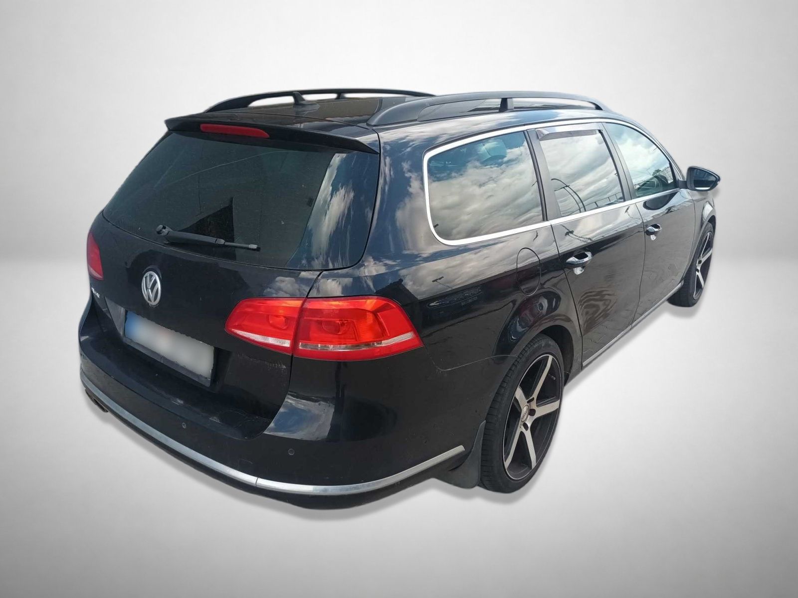 Volkswagen Passat, 2.0 TDI, Comfortline, po STK - fotka 2
