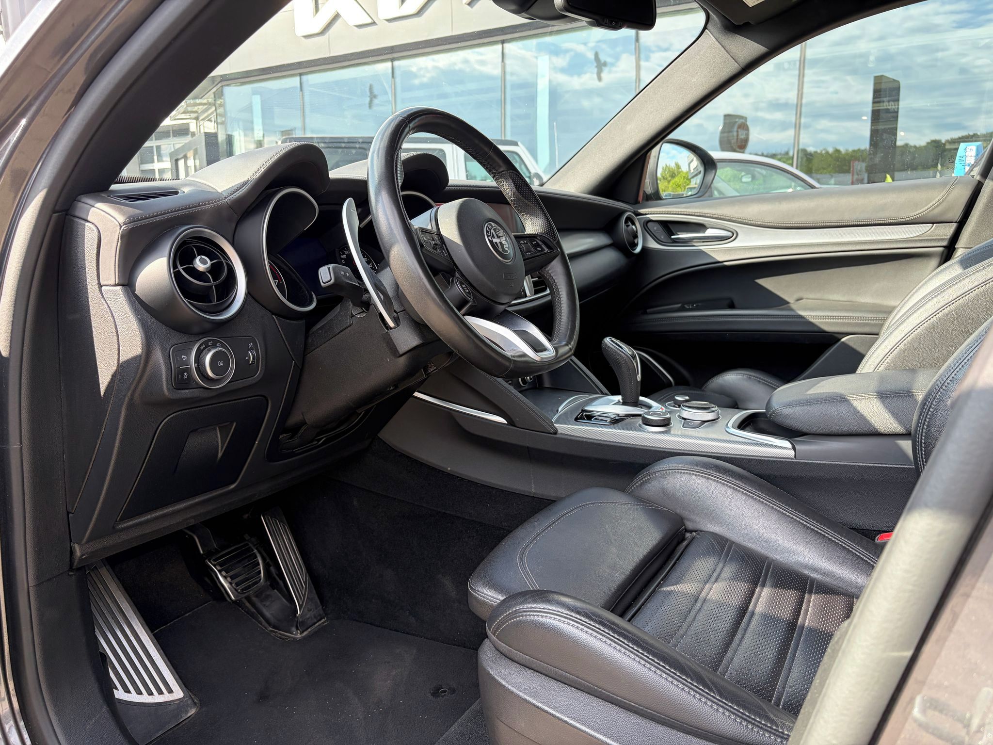 Alfa Romeo Stelvio, 2.0T 280k AWD Veloce AT8 - fotka 5