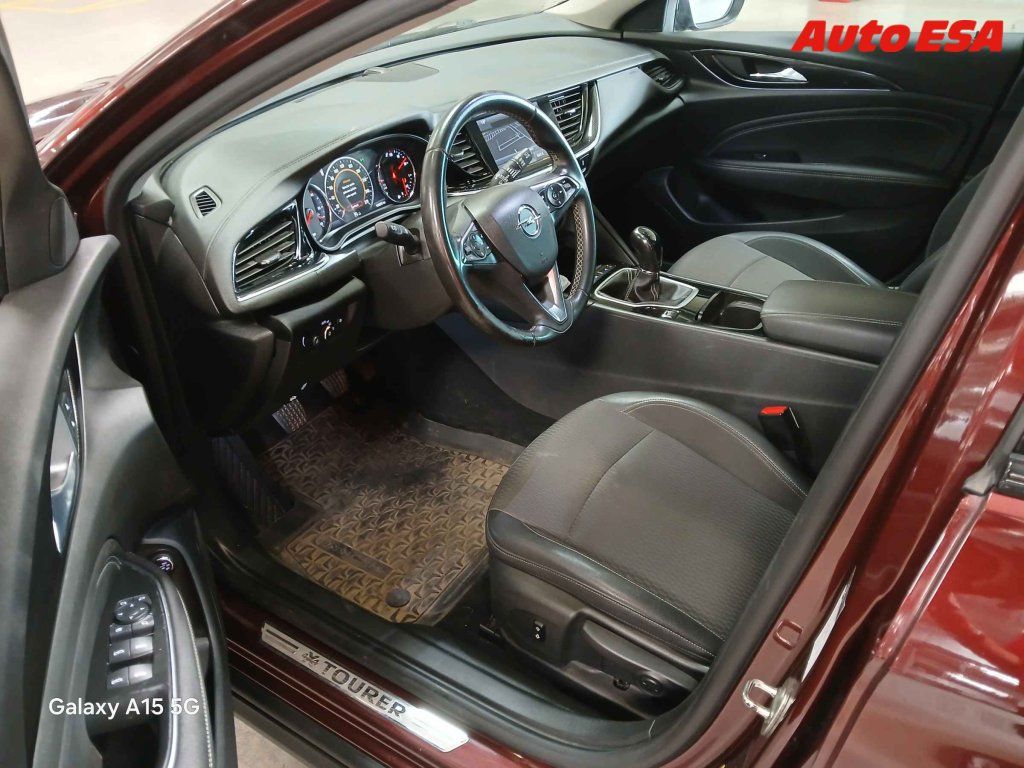 Opel Insignia, 2.0 CDTI,2.maj - fotka 3