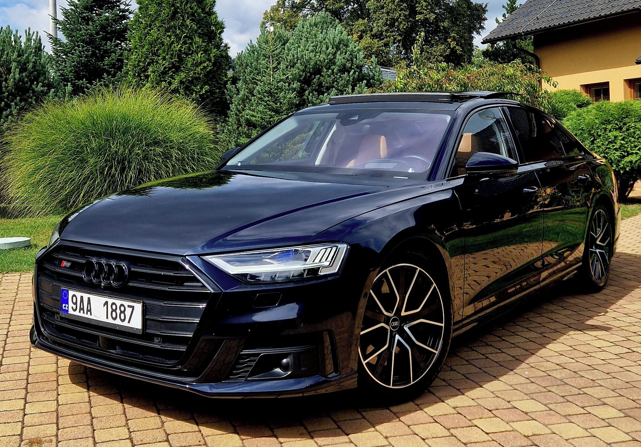 Audi S8, 4.0 TFSi 420kw Quattro ZÁRUKA