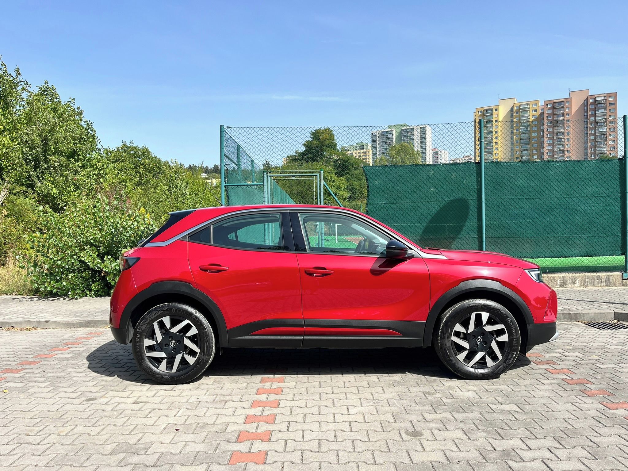 Opel Mokka, 1,2T,MAN,1.MAJ,výhřevy,tažné - fotka 2