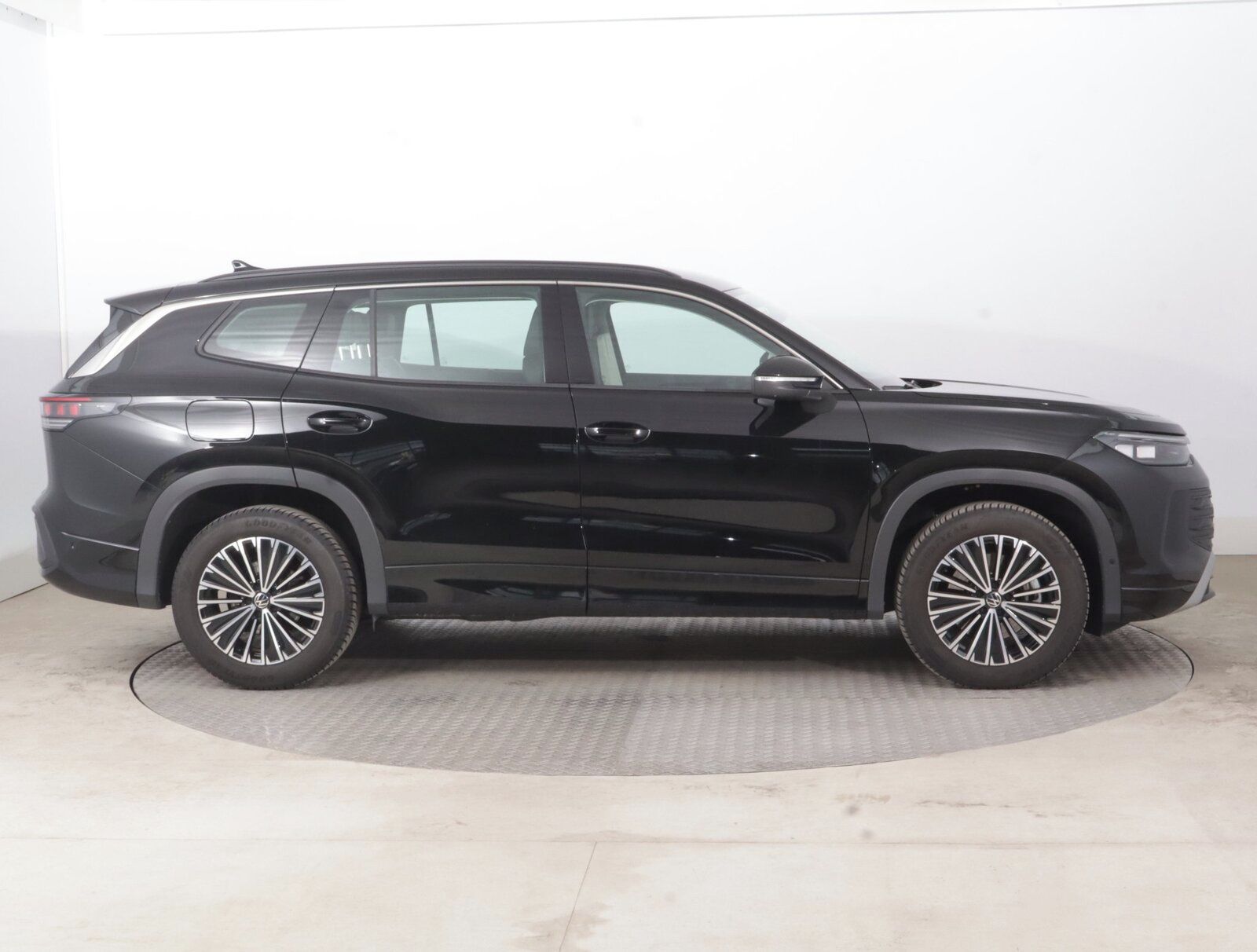 Volkswagen Tayron, 1.5 eTSI, Life - fotka 6
