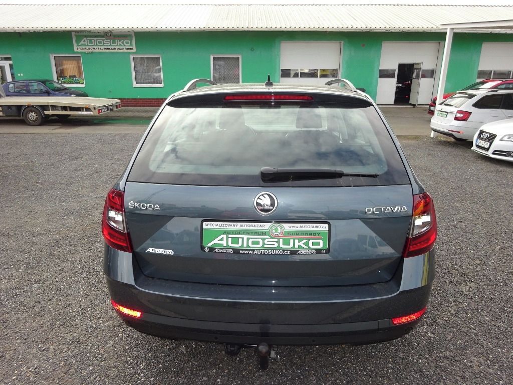 Škoda Octavia, COMBI III FC Amb.Plus - NAVI - fotka 5
