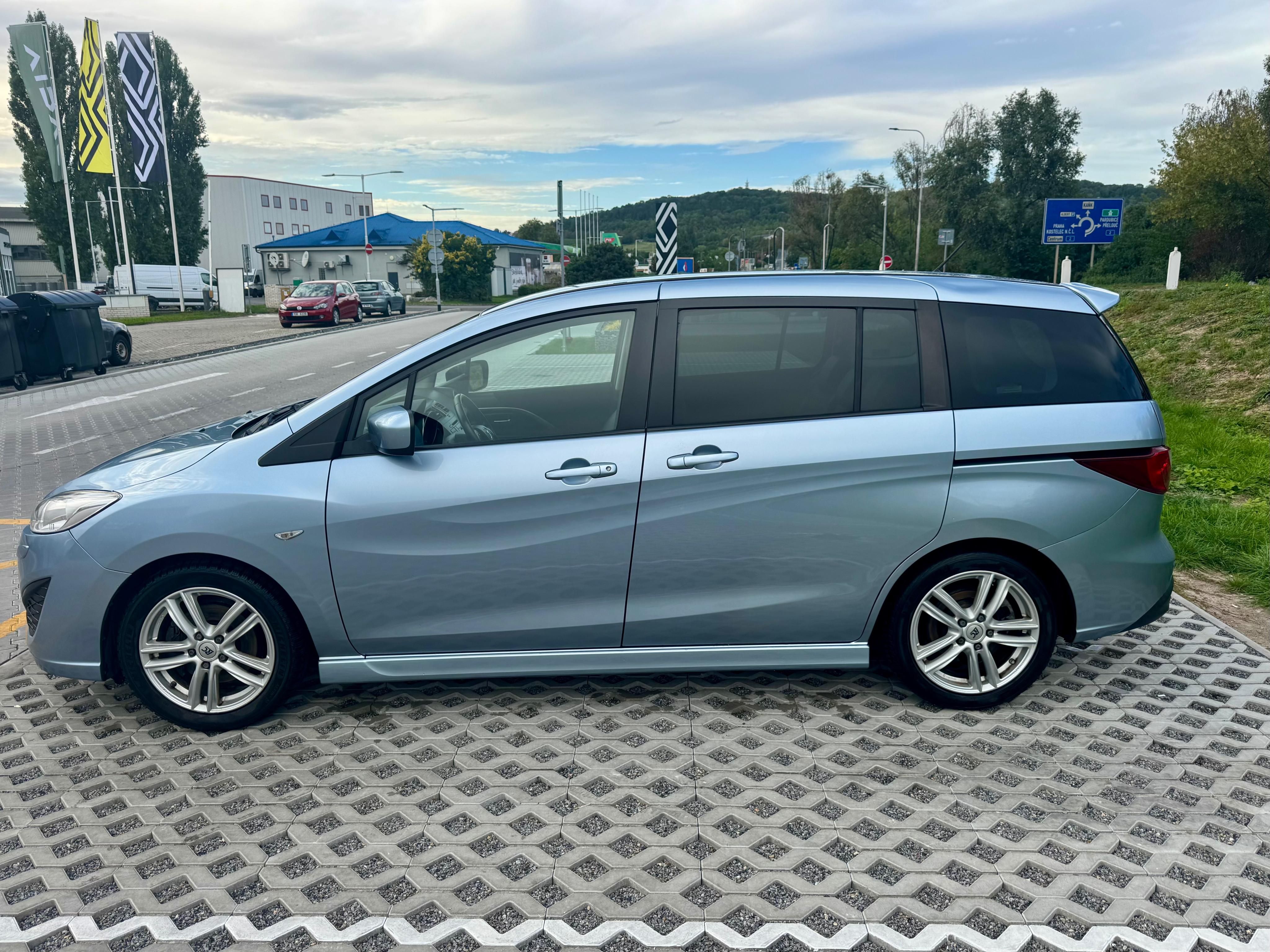Mazda 5, 2.0i MZR 7.míst,Sport-line - fotka 5