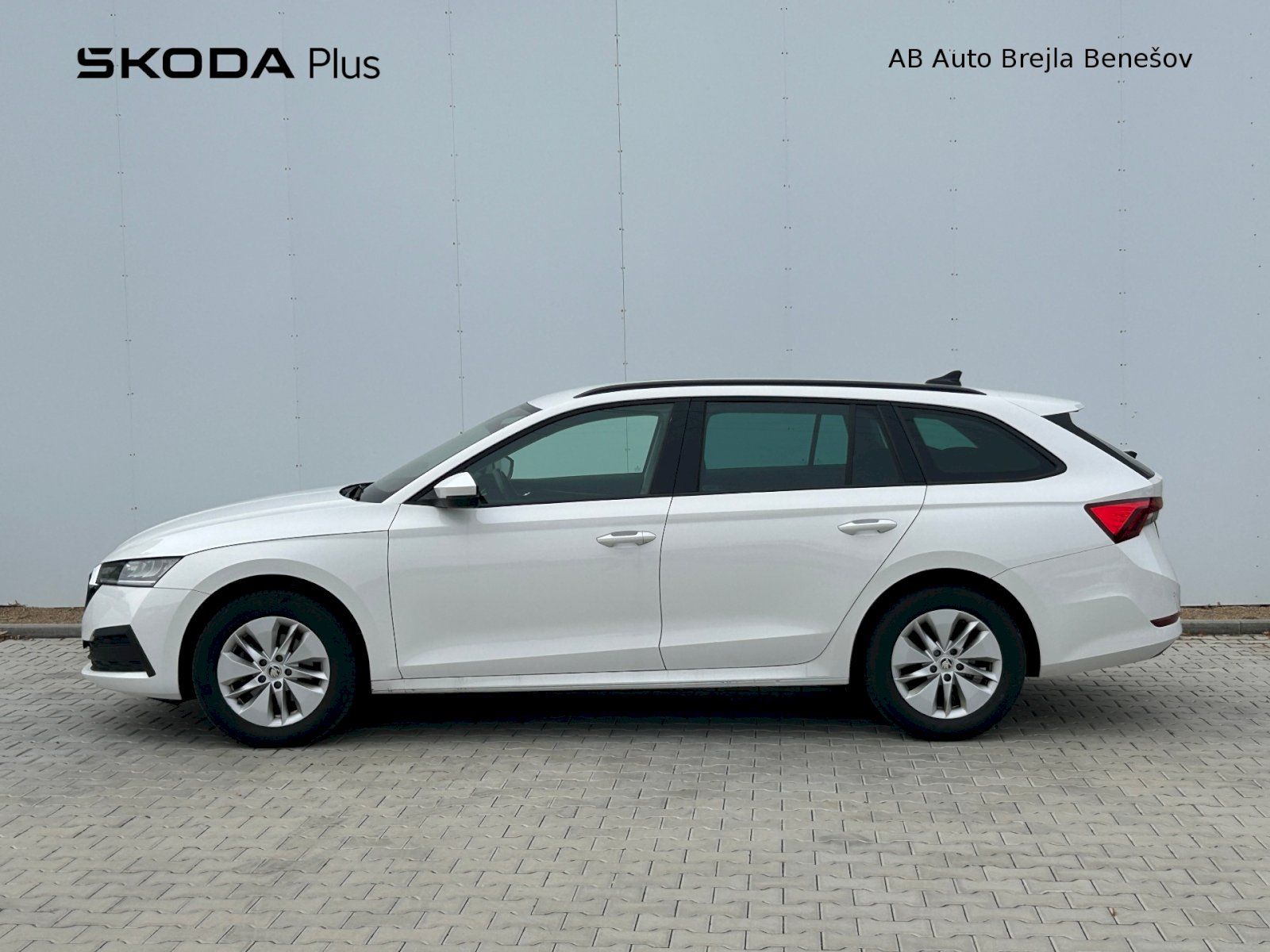 Škoda Octavia, OCTAVIA COM AMB TD 85/2.0 M6F - fotka 3