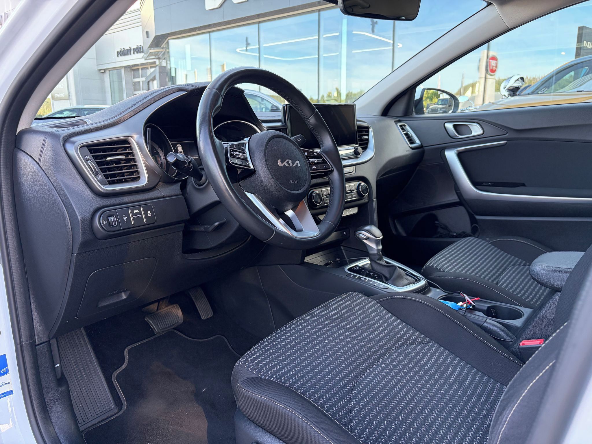 Kia Cee´d, 1.5 T-GDi 7DCT Exclusive SW - fotka 5
