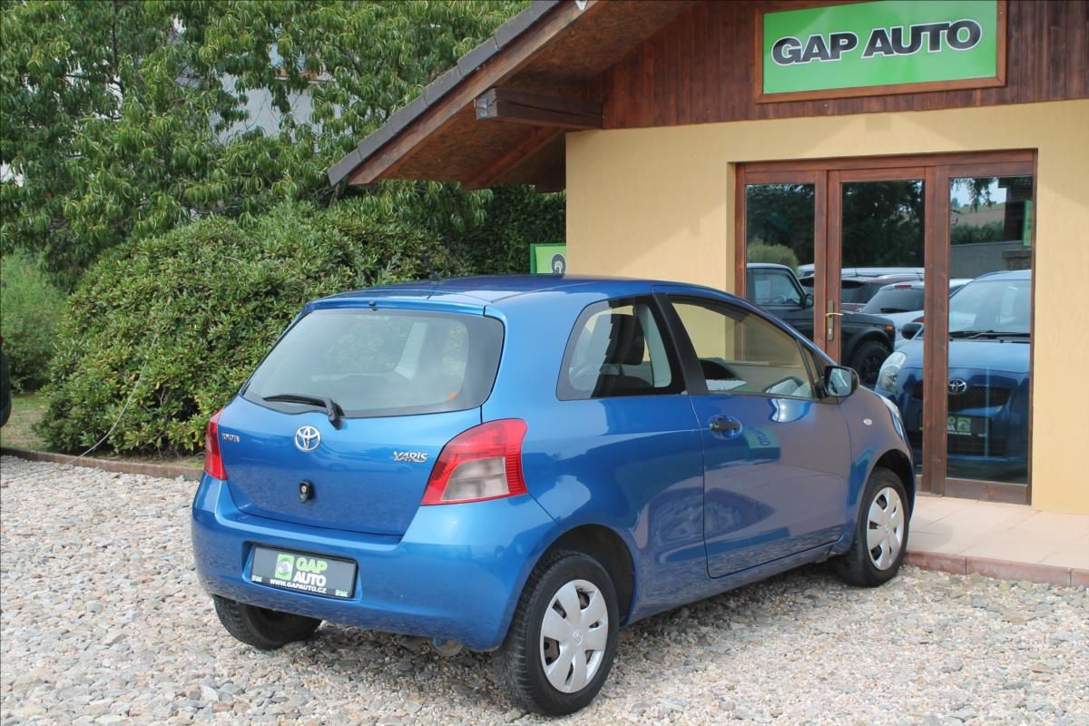 Toyota Yaris, 1.0i 51kW ČR 44TIS.KM KLIMA - fotka 6