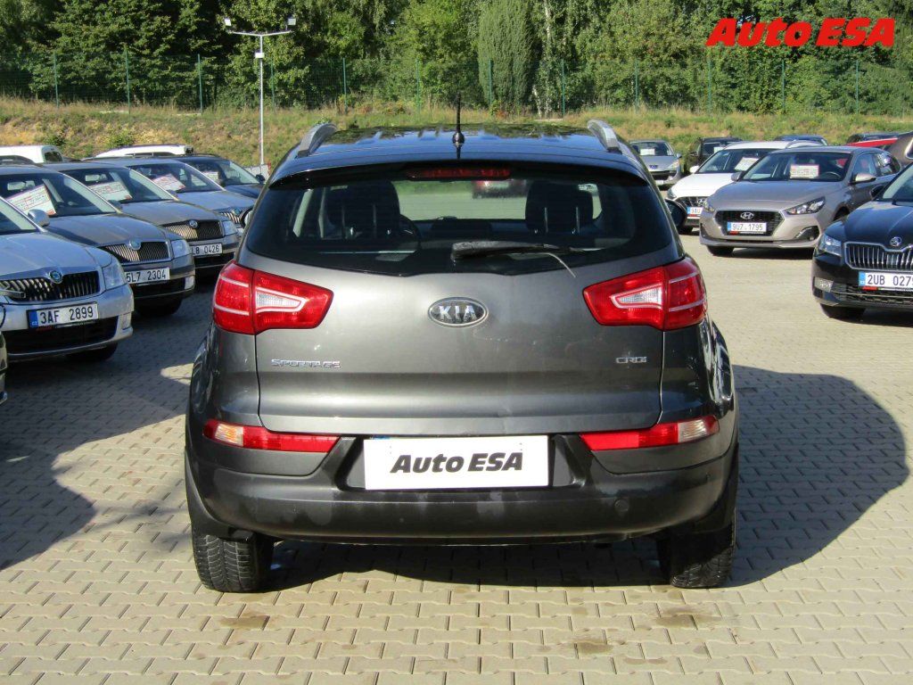 Kia Sportage, 1.7CRDi,AC,park.asist - fotka 5