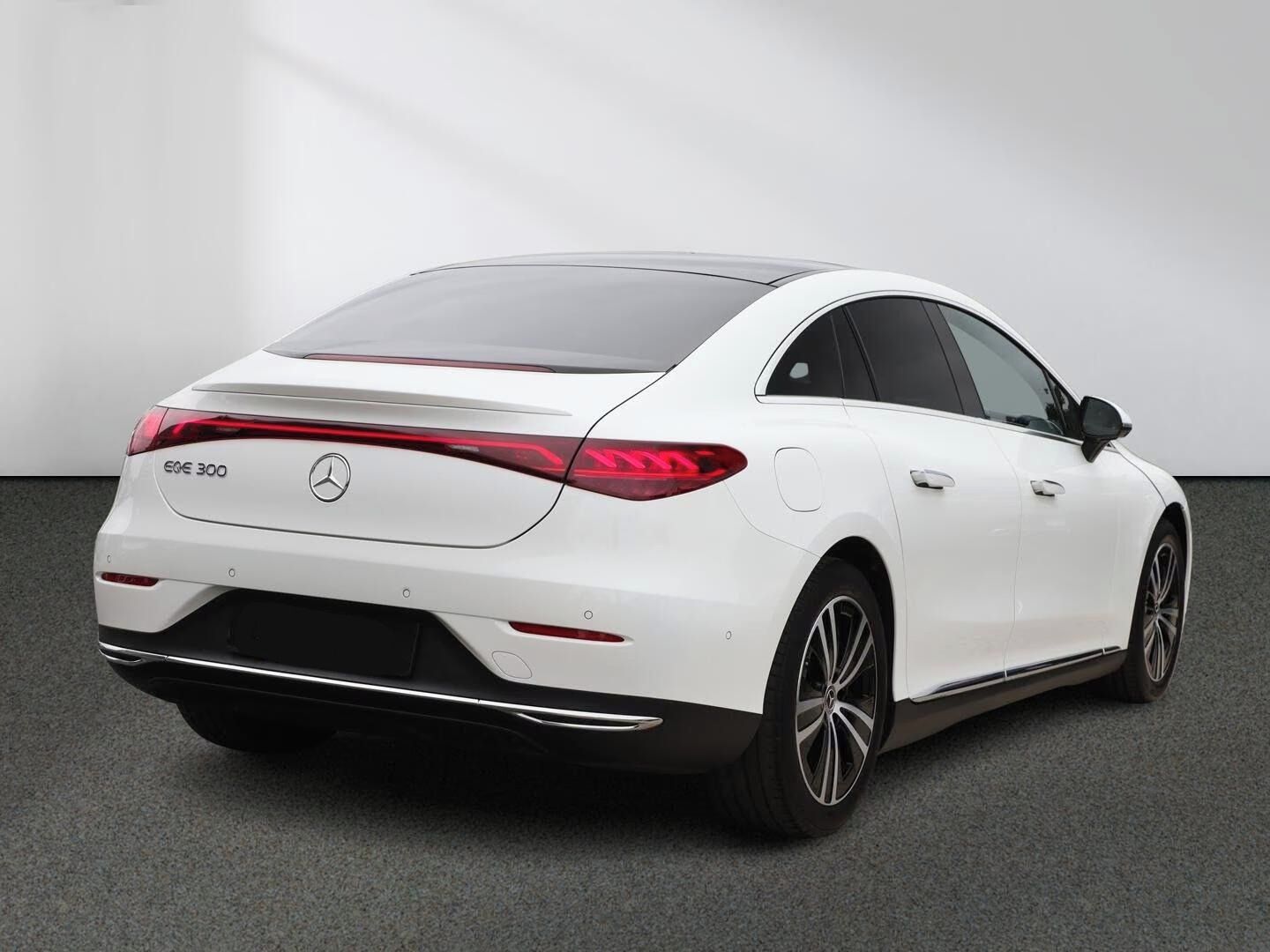 Mercedes-Benz EQE, 300 Electric Art Premium+*Kůže - fotka 2