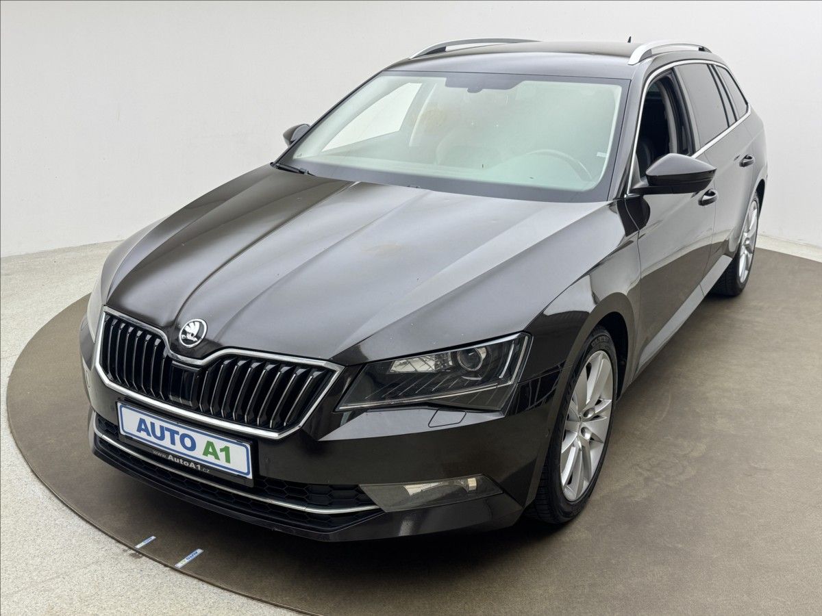 Škoda Superb, 2,0 DSG STYLE+ CANTON DPH ČR