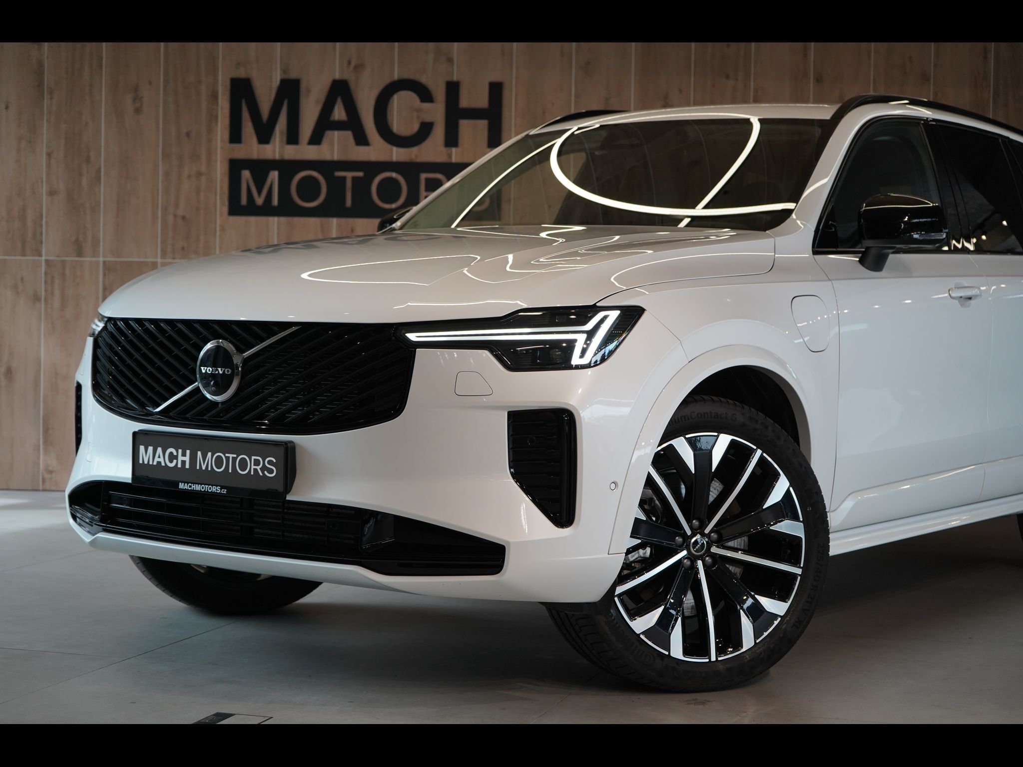 Volvo XC90, T8 PLUS Dark, Vzduch,Ventilace - fotka 2