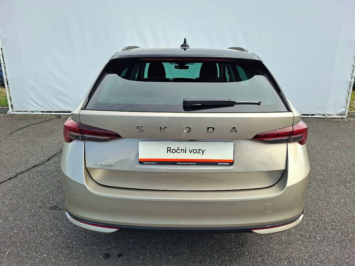 Škoda Octavia, 1.5 TSI 85 Kw Manual - fotka 5