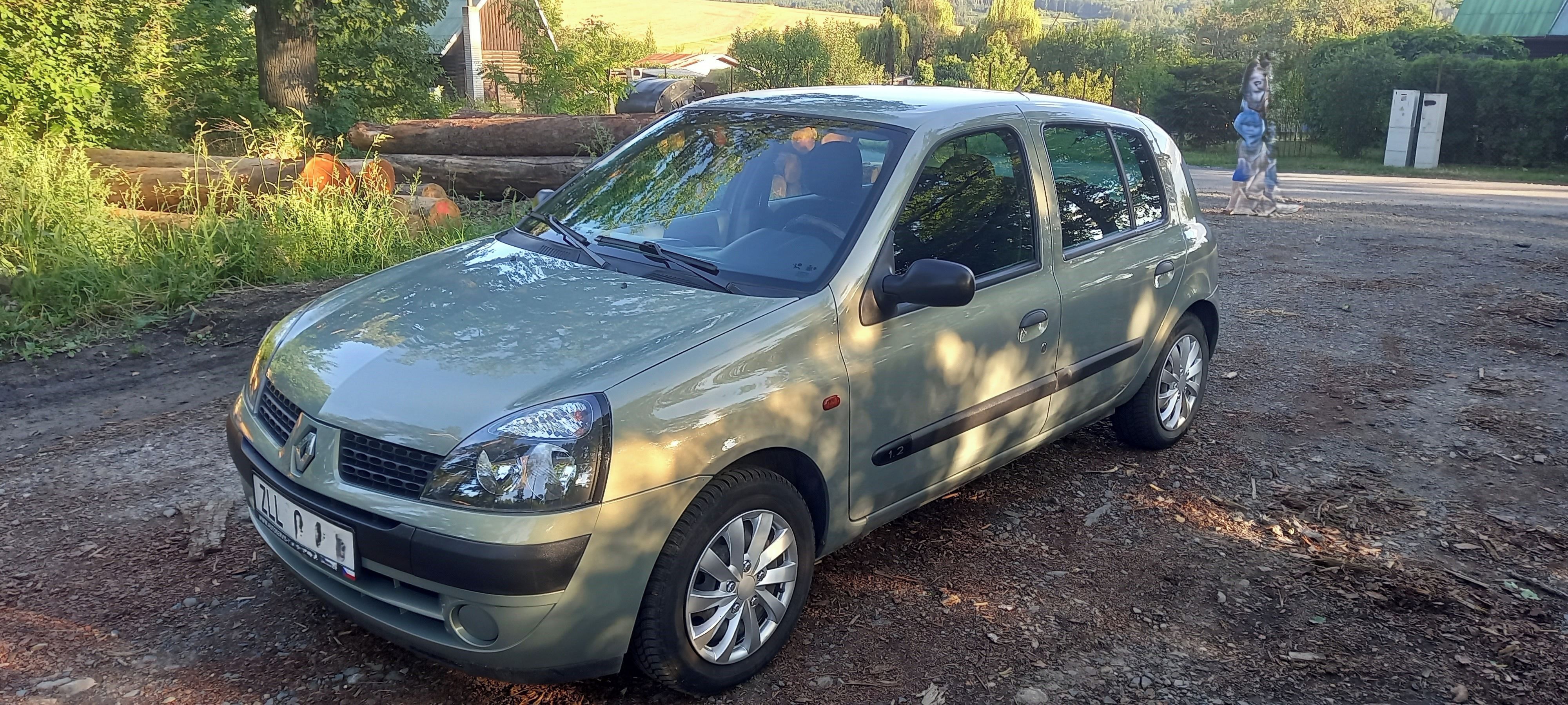 Renault Clio, super stav 39000 km