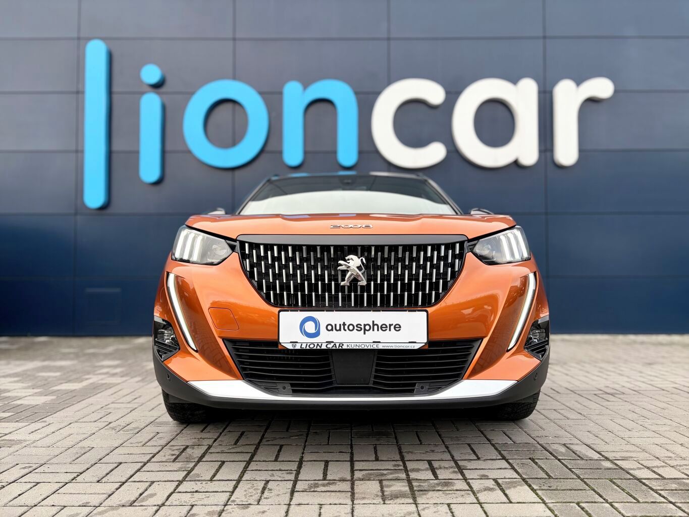Peugeot 2008, GT, 130 koní, Automat, GRIP - fotka 2
