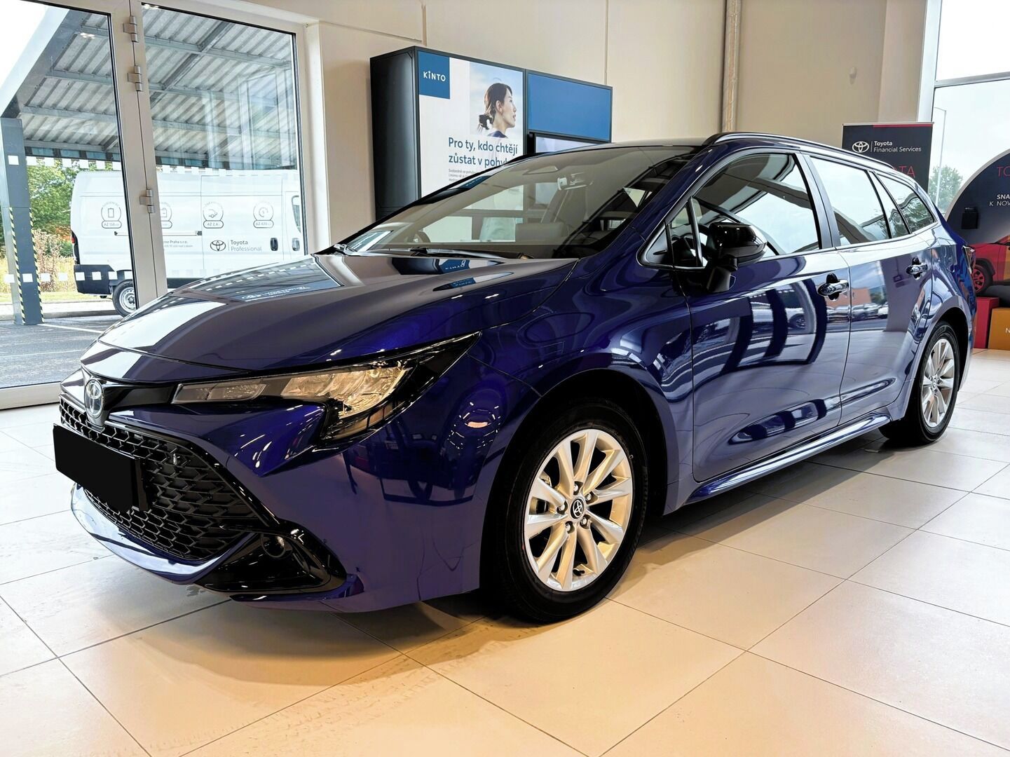 Toyota Corolla, 1,8   TS Comfort HEV - fotka 2