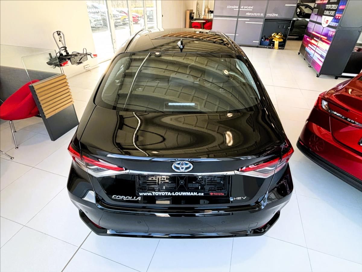 Toyota Corolla, 1,8   SD Comfort Tech HEV - fotka 6