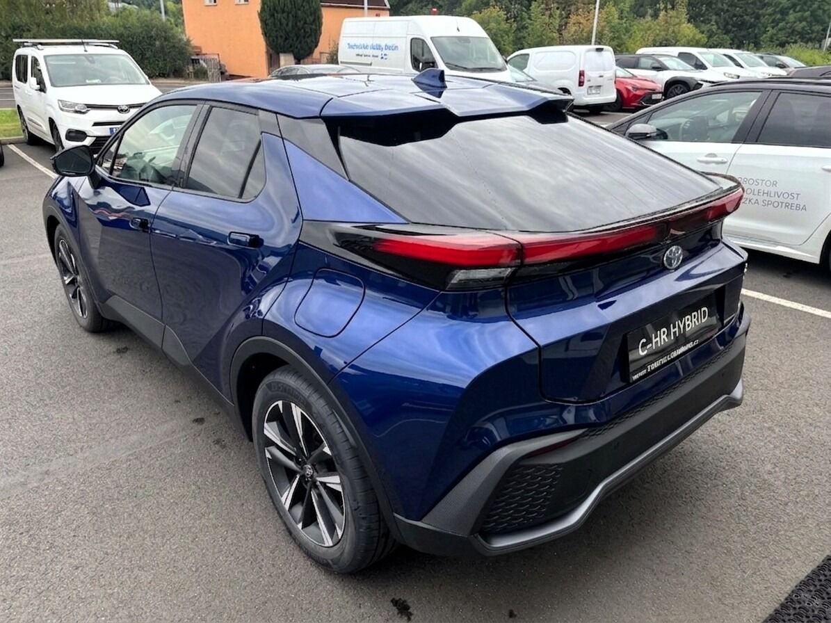Toyota C-HR, 1,8   Style HEV CVT - fotka 5