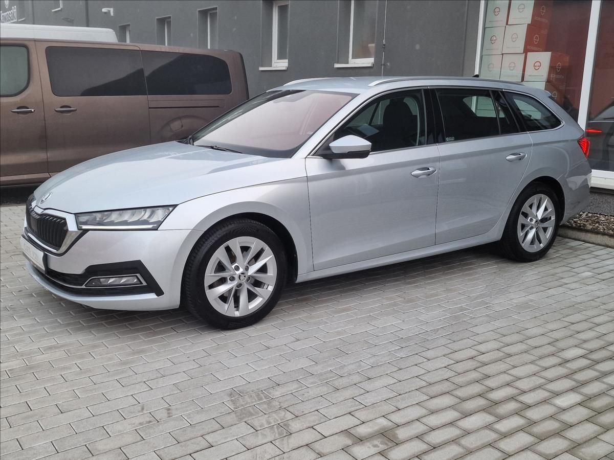 Škoda Octavia, 1.5TSI 110kW Style, ČR,1.Maj. - fotka 6