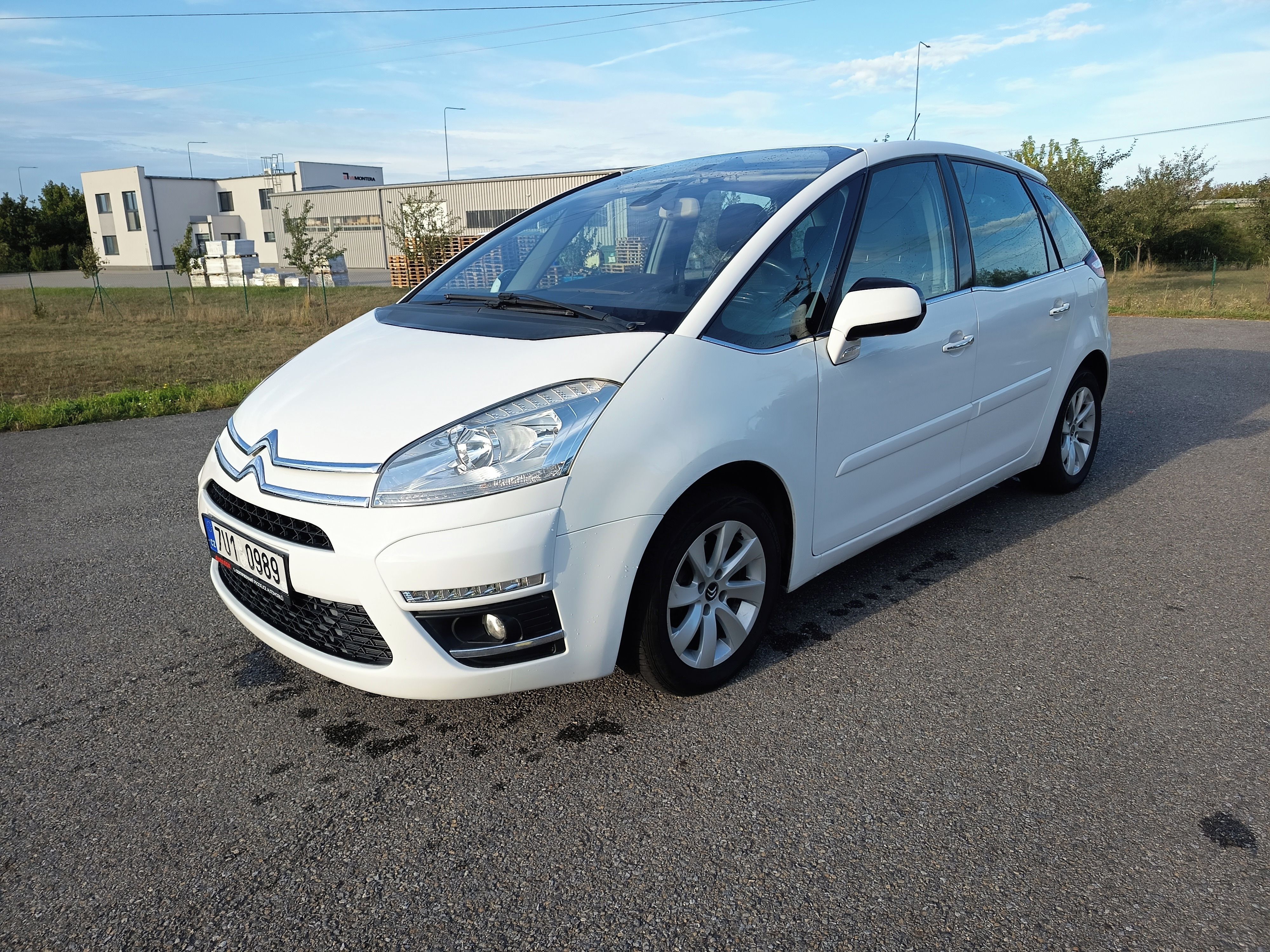 Citroën C4 Picasso, Citroën C4 Picasso 1.6HDi 82kW - fotka 3