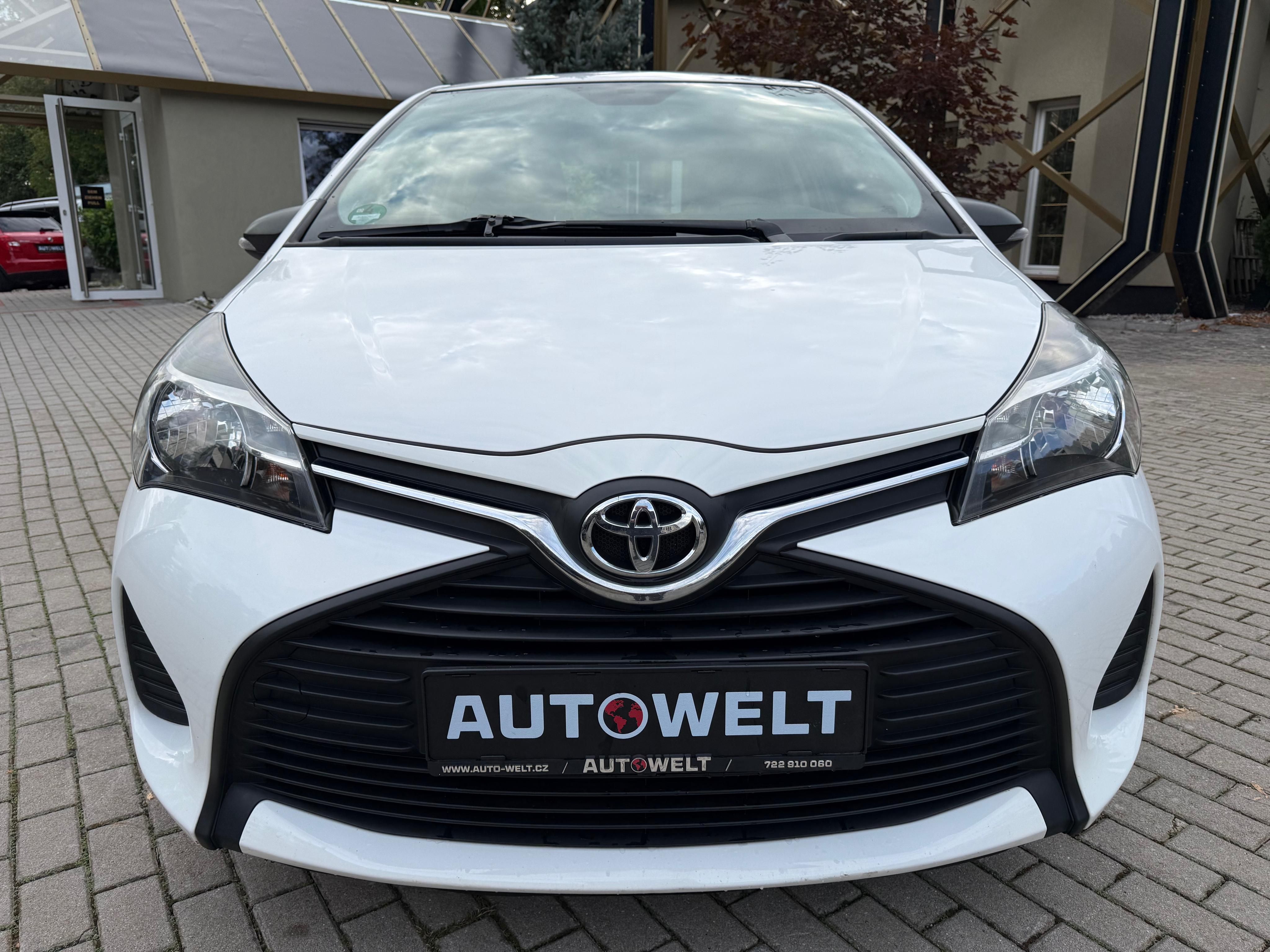 Toyota Yaris, 1.0 VVT-i 51kW /POWER/KLIMA/SK - fotka 6