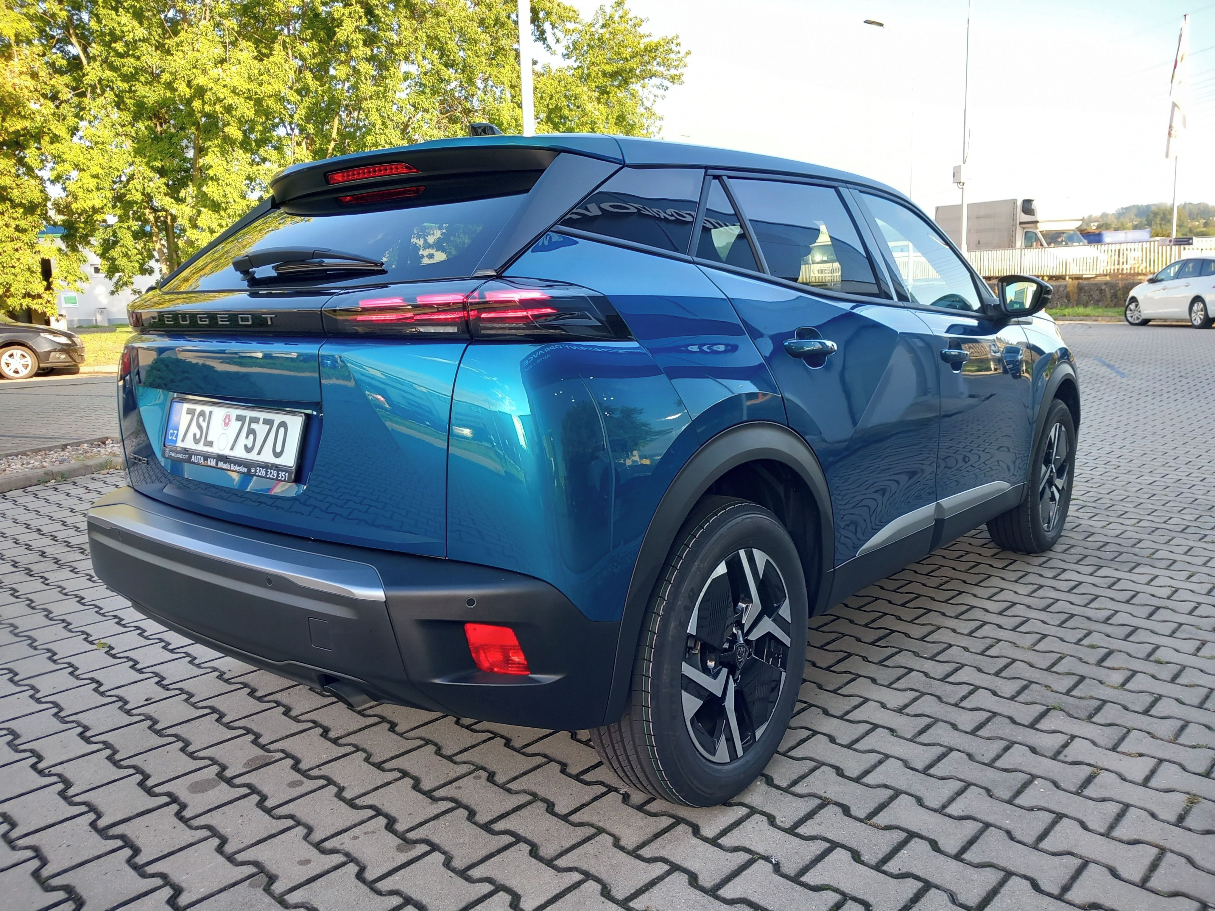 Peugeot 2008, ALLURE TURBO 100 - fotka 4
