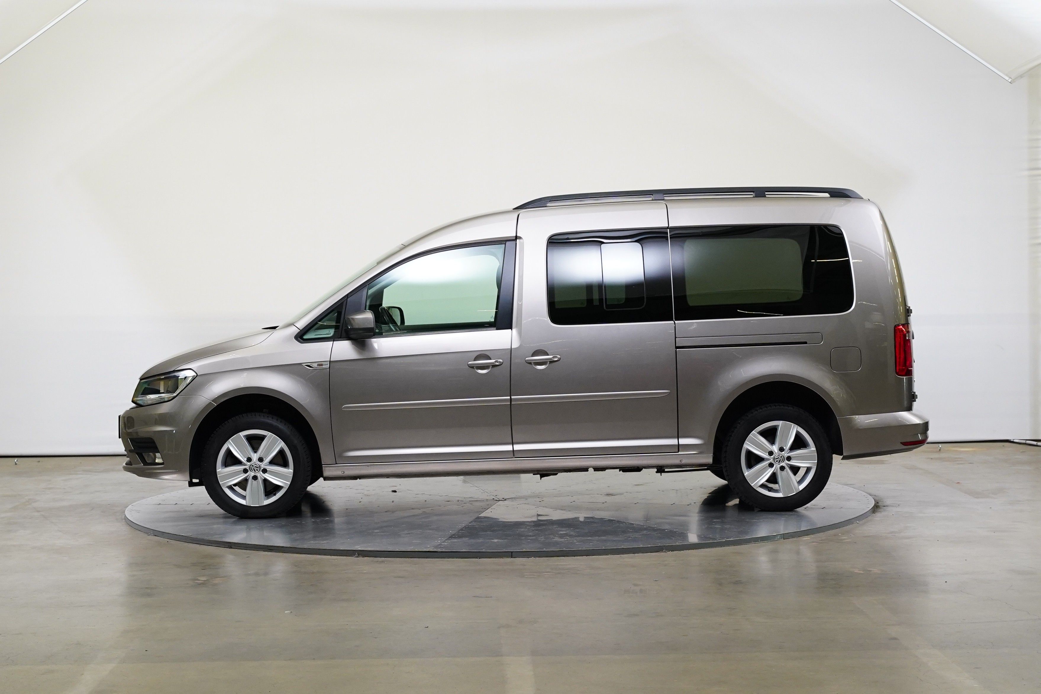 Volkswagen Caddy, 1.4 TSI 92 kW Comfortline Maxi - fotka 3