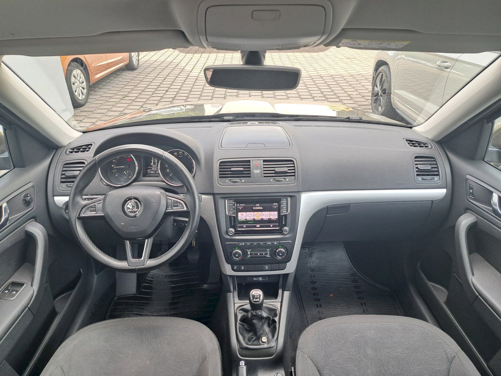 Škoda Yeti, 2,0TDI 81kW 4x4 Fresh - fotka 5