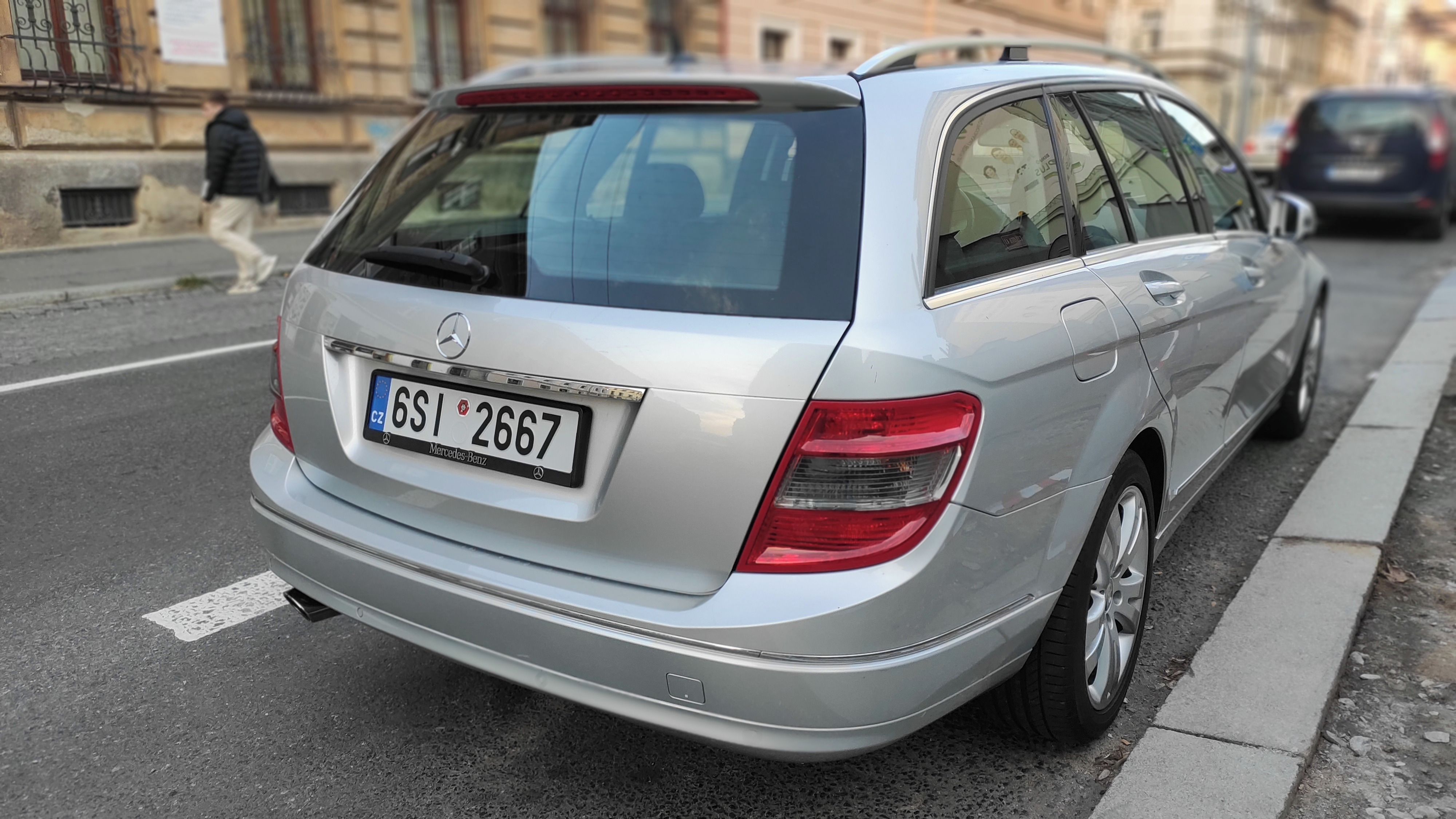 Mercedes-Benz Třídy C, Mercedes C 135kw - fotka 2
