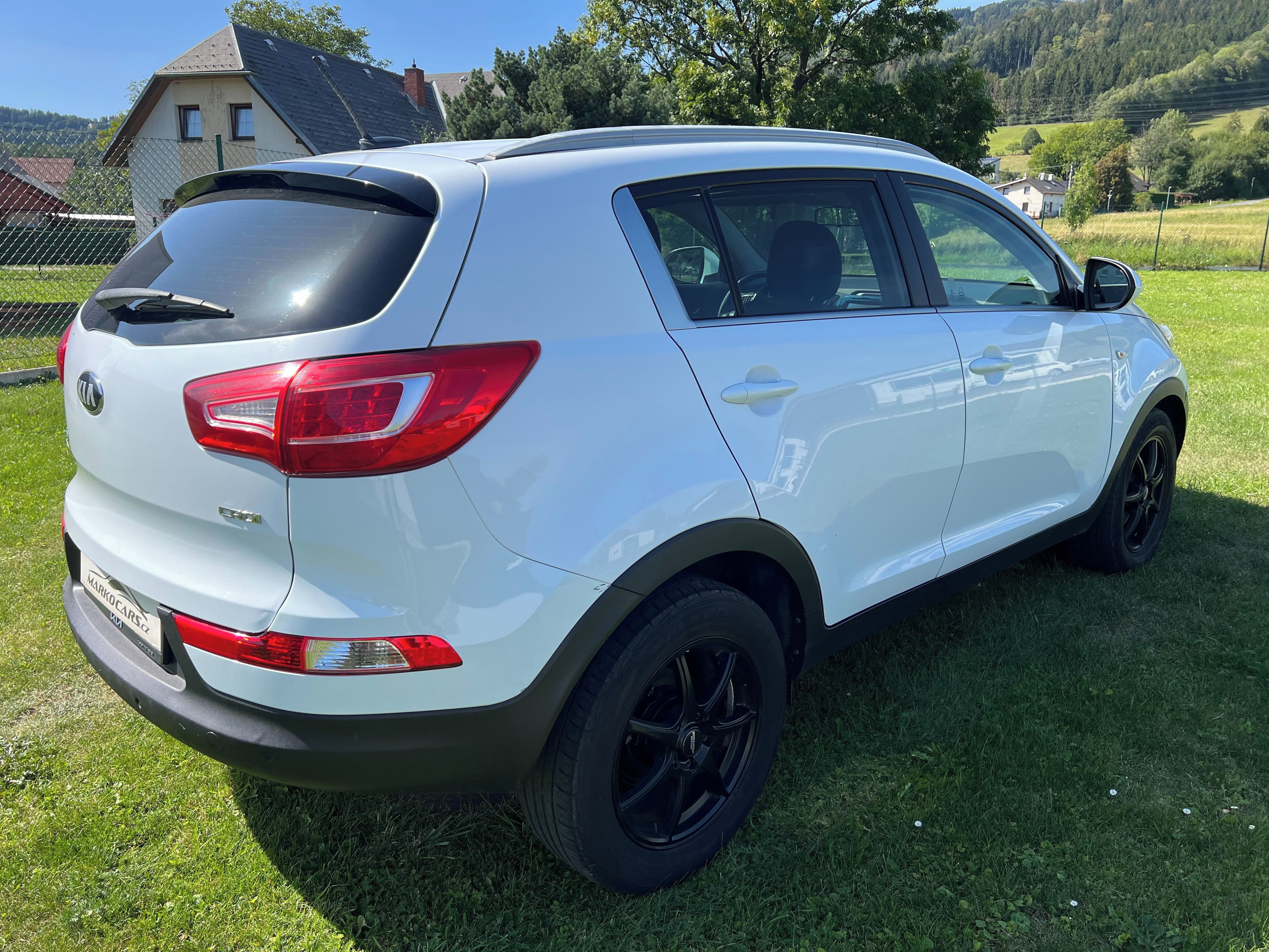 Kia Sportage, 1.7CRDi + ZIMÁKY PARK.KAMERA - fotka 5